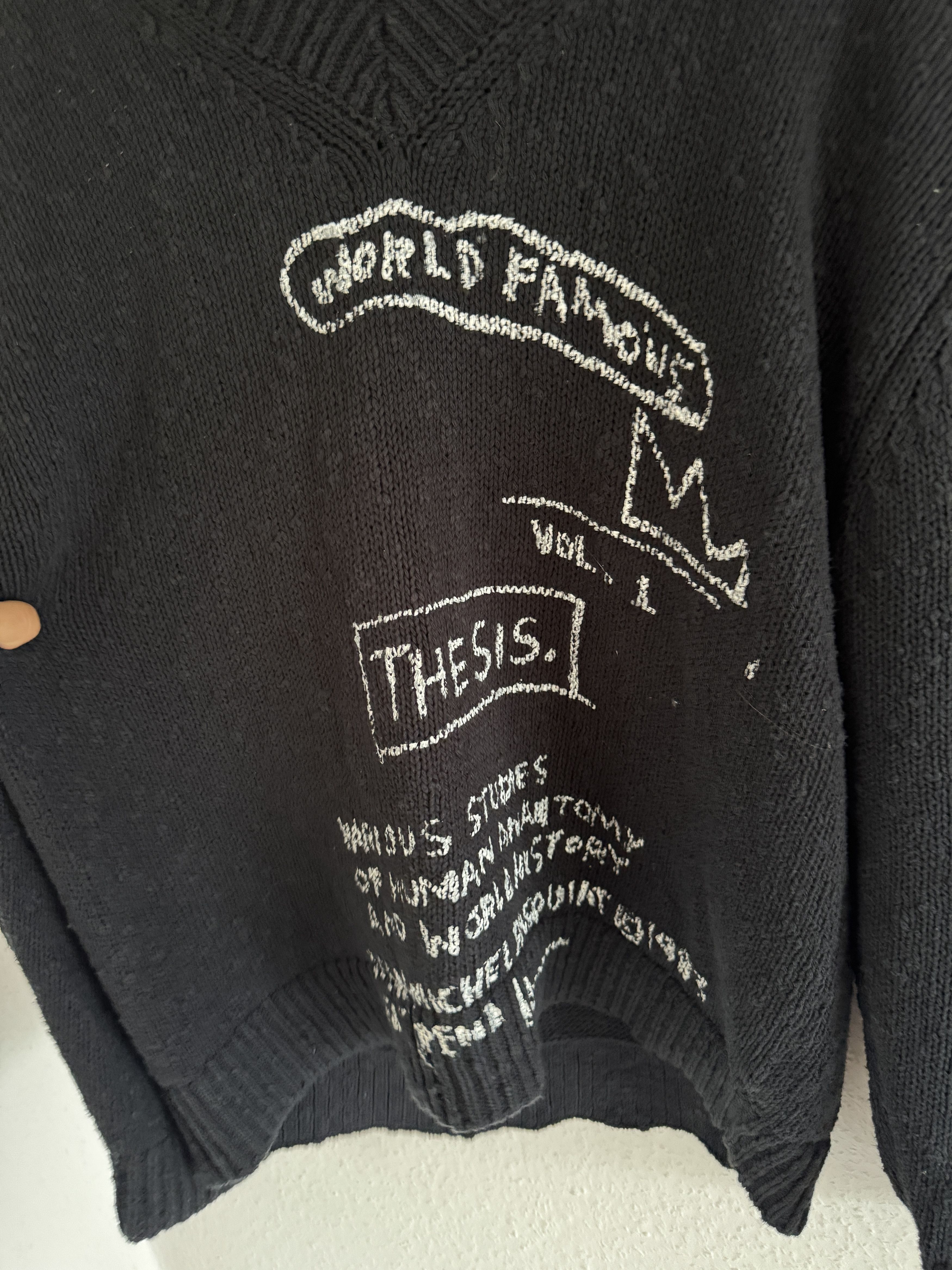 H&M × Jean-Michel Basquiat × Who Decides War V-Neck Graphic Knit Sweater Size US M / EU 48-50 / 2 - 4 Thumbnail