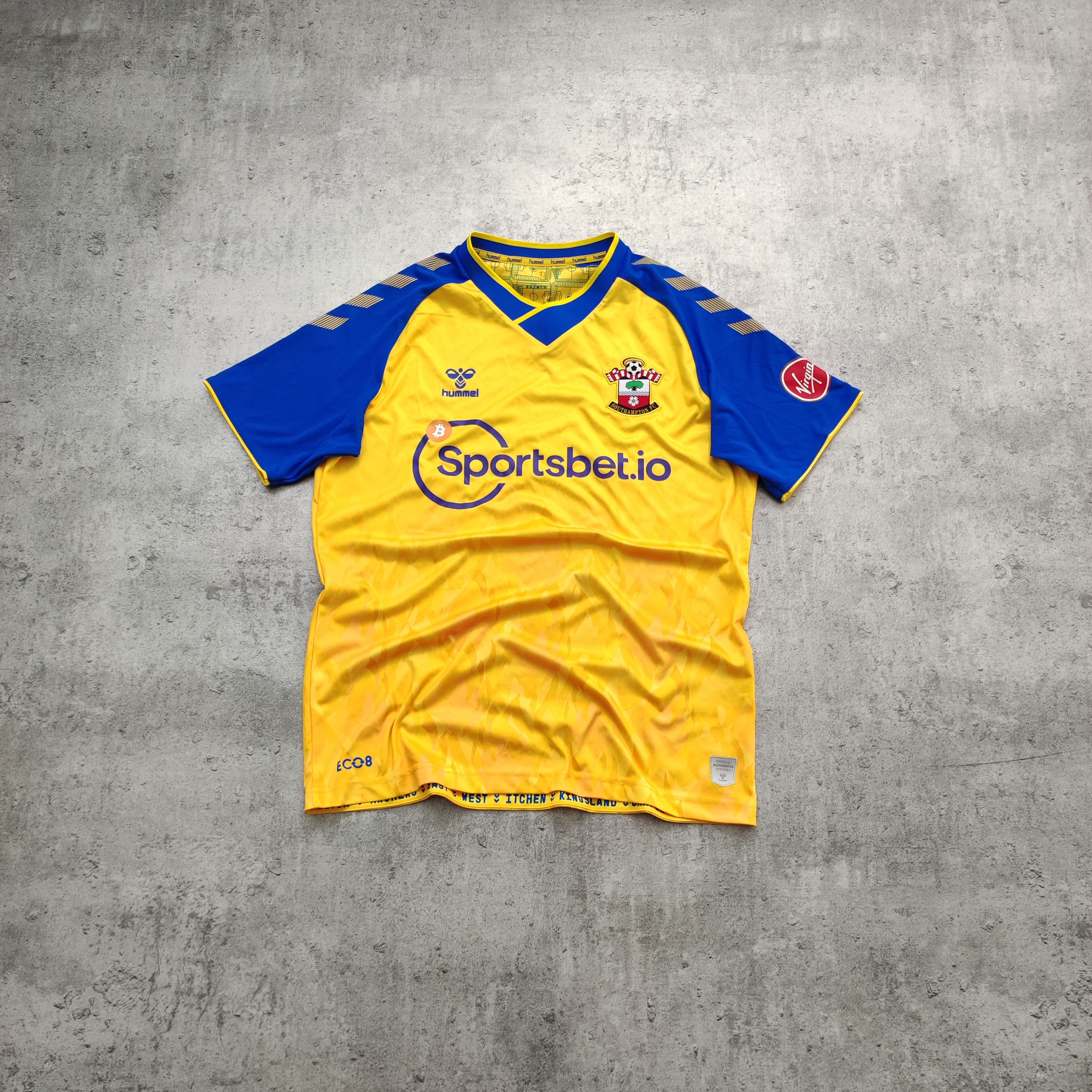 Vintage RARE 2021 Football Southampton FC Hummel Away Jersey Size US L / EU 52-54 / 3 - 1 Thumbnail