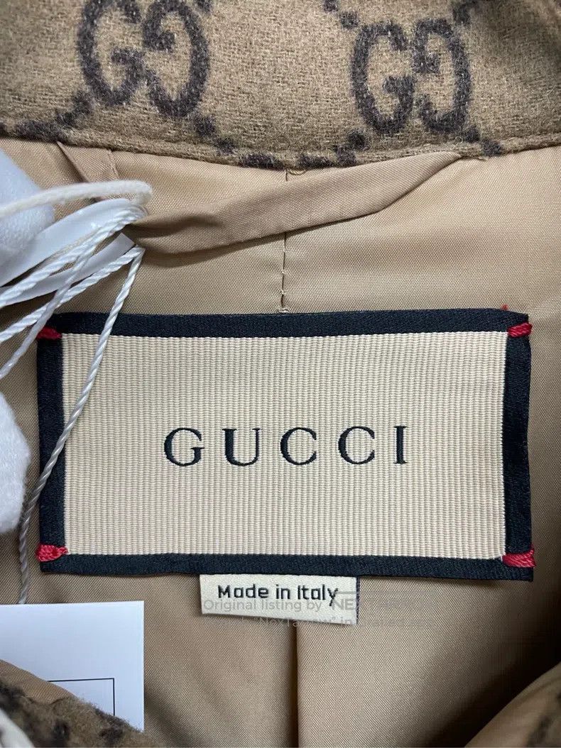Gucci Gucci Old flower full print plush coat Size US M / EU 48-50 / 2 - 4 Thumbnail