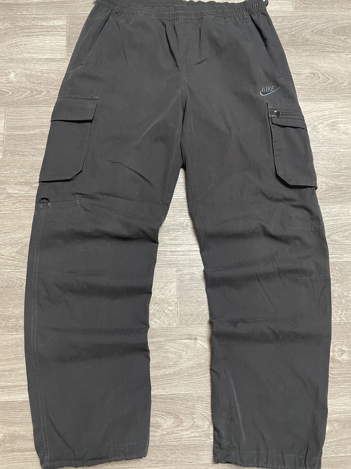 Nike Vintage Nike Black Cargo Parachute Pants Y2K Streetwear Size US 32 / EU 48 - 3 Thumbnail