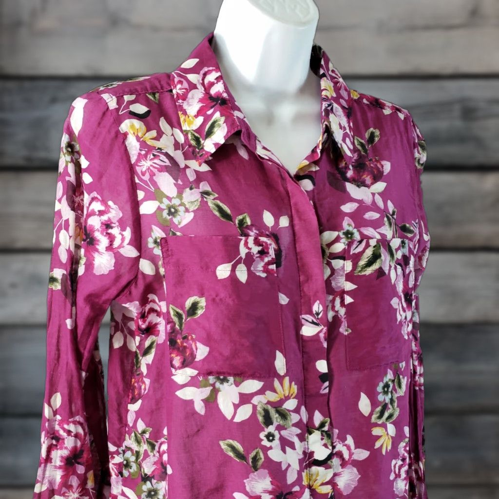 White House Black Market White House Black Market Shirt Sz 8 Purple Floral Semi Sheer Button Front Womens Size M / US 6-8 / IT 42-44 - 1 Thumbnail