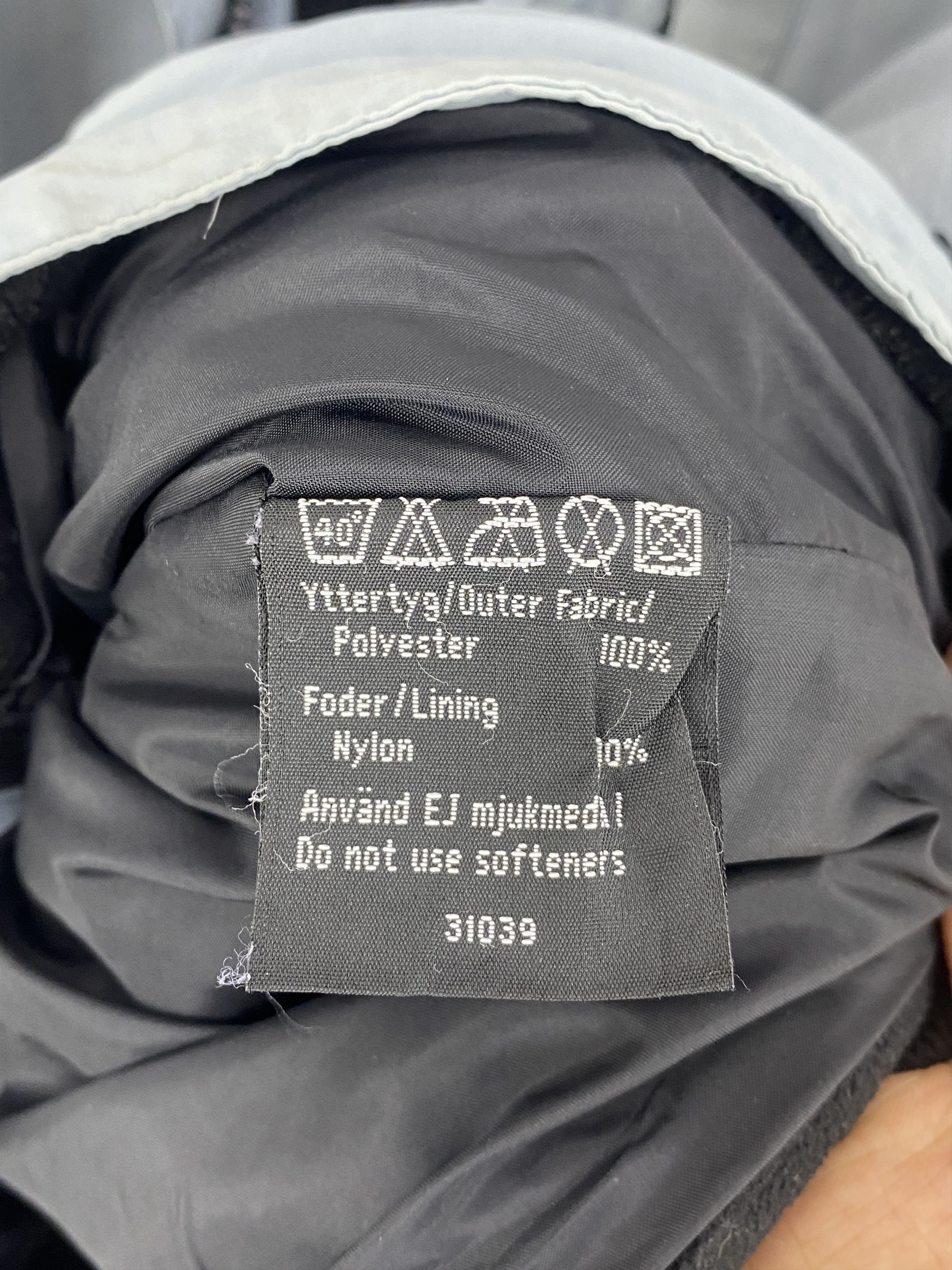Fjallraven Vintage Fjallraven Outdoor Made In Sweden Light Jacket J1923 Size US L / EU 52-54 / 3 - 6 Thumbnail