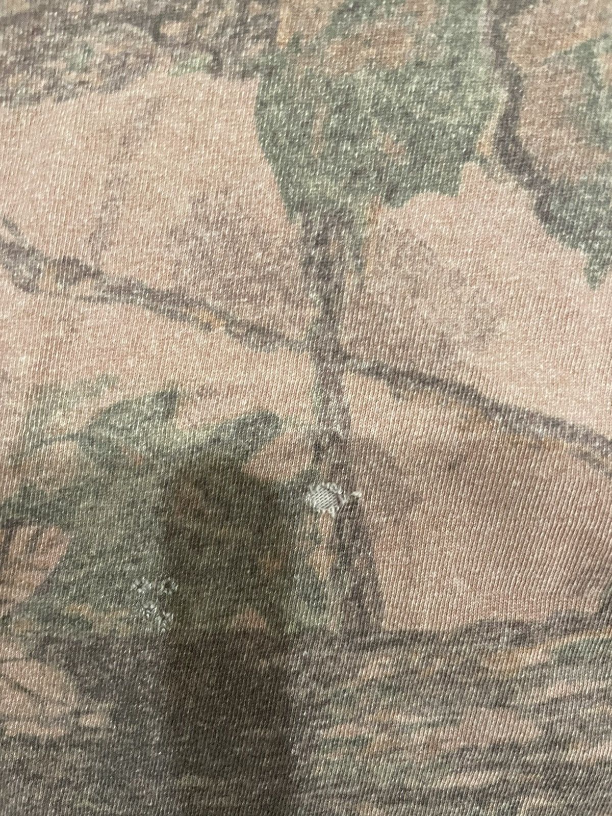 Yeezy Yeezy Season 4 tree camo oversized tee Size US L / EU 52-54 / 3 - 4 Thumbnail