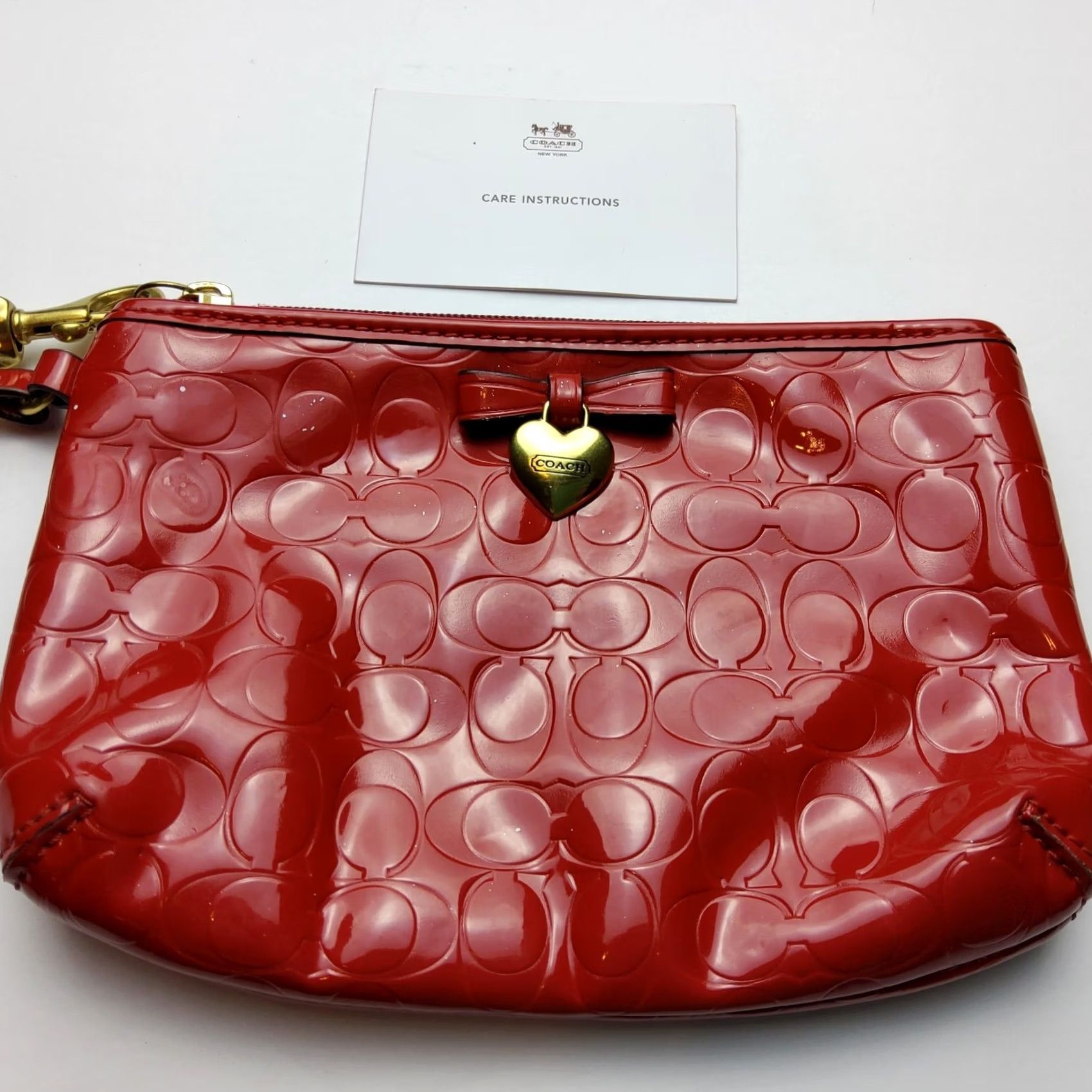 Coach Coach Signature Patent Leather Heart Wristlet Pouch Wallet Clutch Size ONE SIZE - 2 Thumbnail