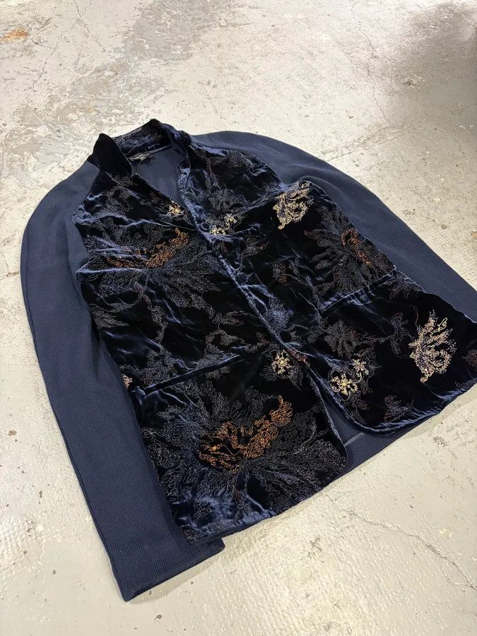 Emporio Armani AW2018 Emporio Armani Navy Velvet Floral Embroidered Hybrid Jacket Size US L / EU 52-54 / 3 - 6 Thumbnail