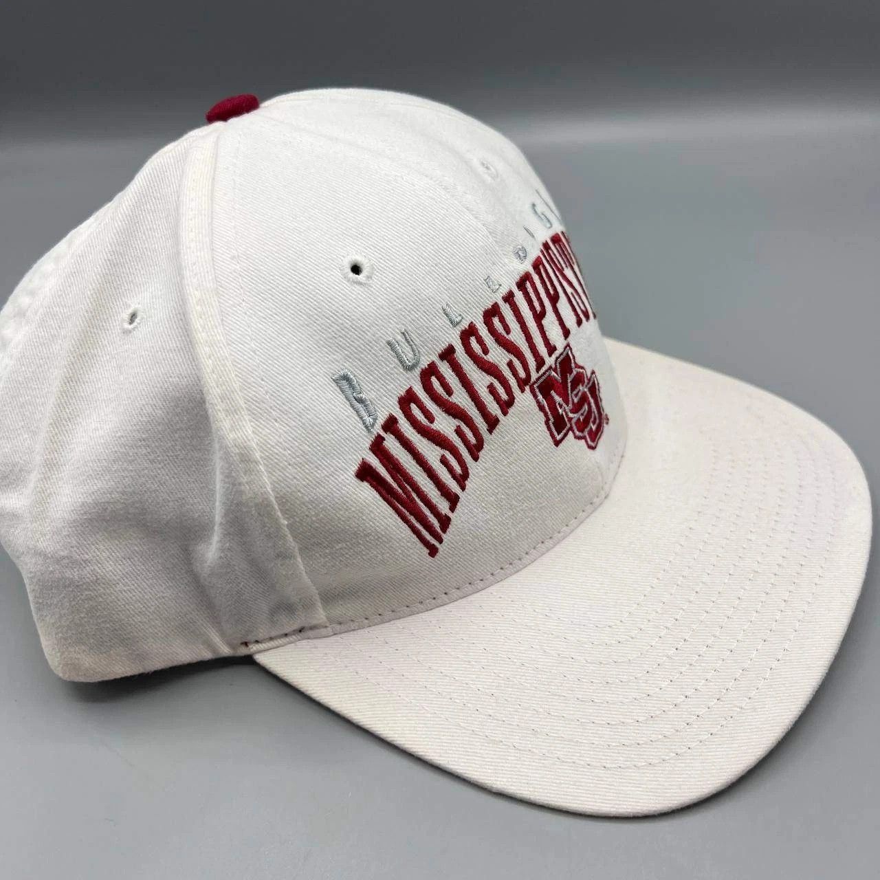 Twins Enterprise Inc. Mississippi State Bulldogs Hat Men White Snap Back Cap New Size ONE SIZE - 6 Thumbnail