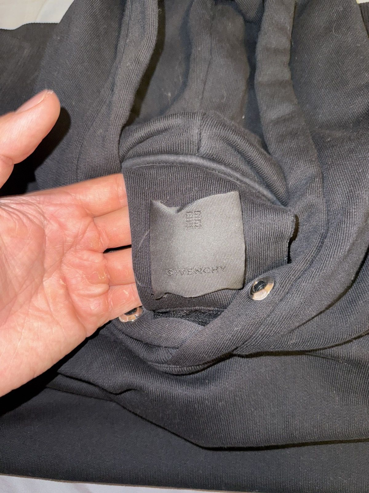 Givenchy Givenchy Paris Black hoodie Size US M / EU 48-50 / 2 - 2 Thumbnail