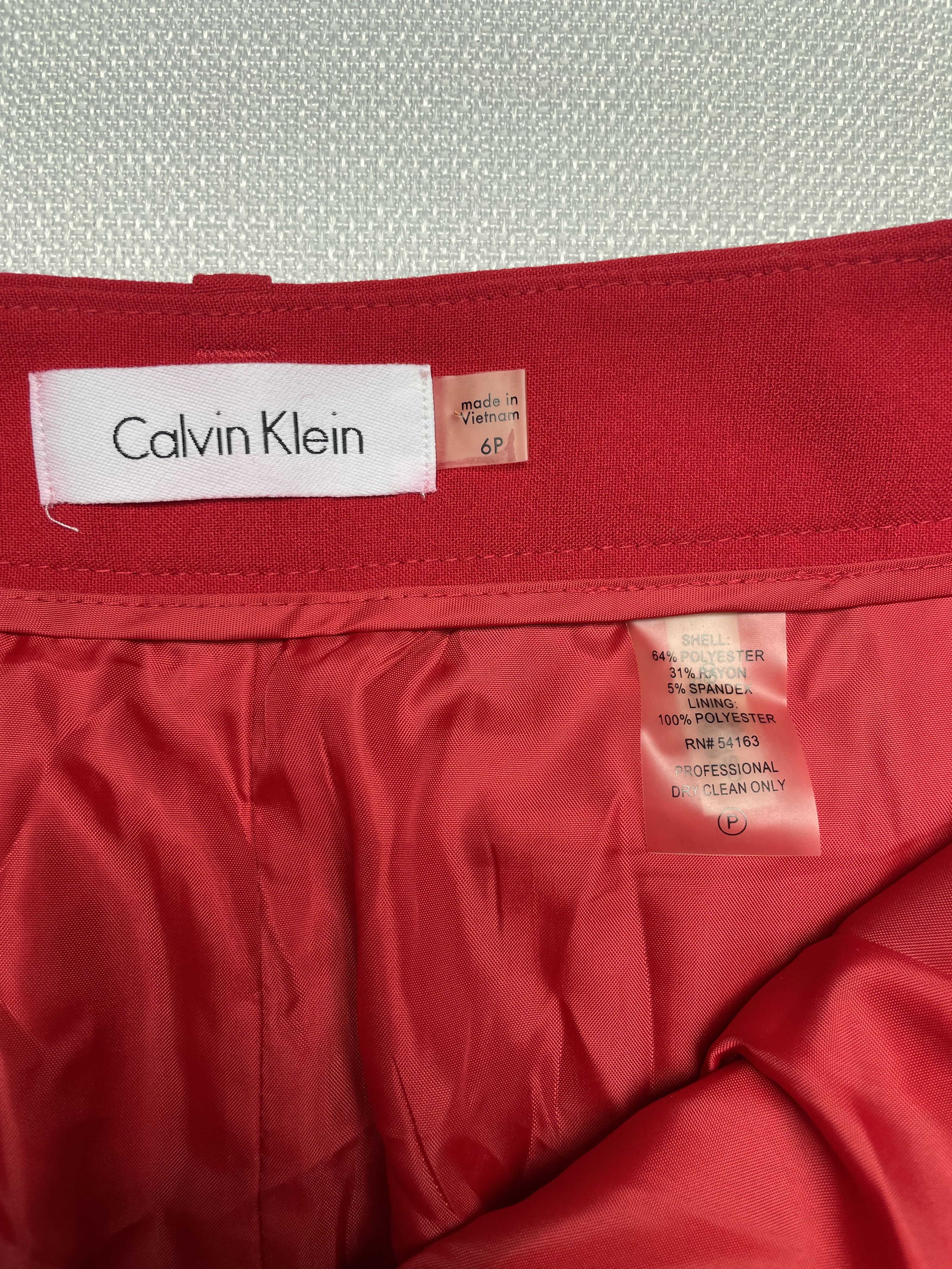 Calvin Klein Calvin Klein Women's Size 6 Skirt Vibrant Red With Pockets Size 28" / US 6 / IT 42 - 4 Thumbnail