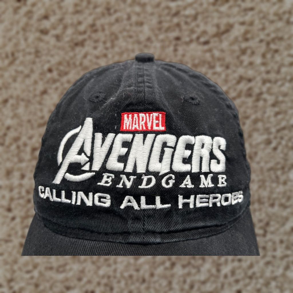 Vintage Marvel Avengers Endgame Calling All Heroes Hat Cap Strap Back Adult OS Black Cotton Hat Size ONE SIZE - 1 Thumbnail