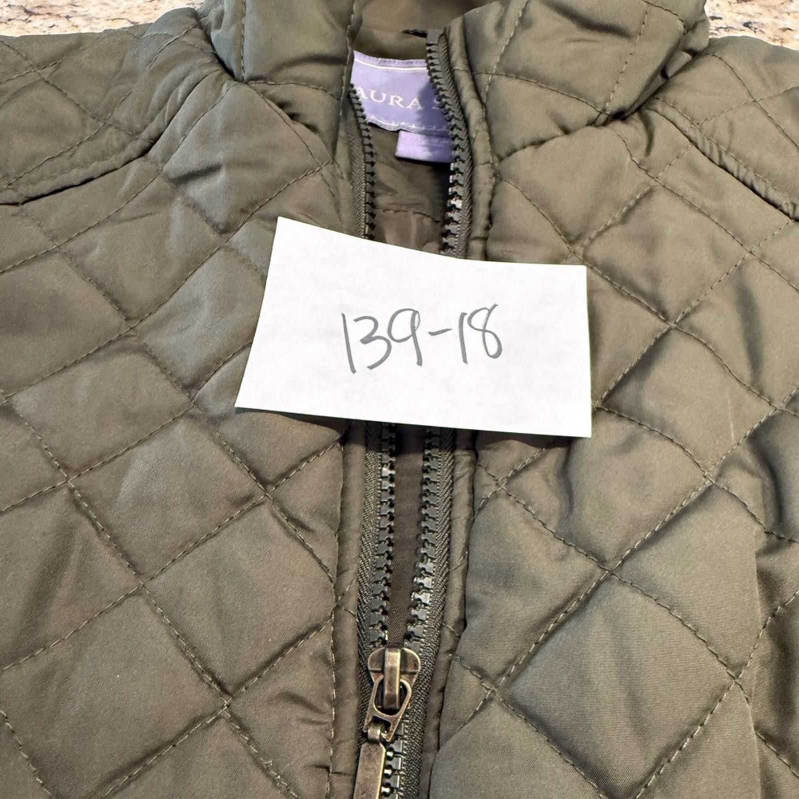 Other Laura Scott army green quilted vest SZ 2-4 Size M / US 6-8 / IT 42-44 - 12 Thumbnail