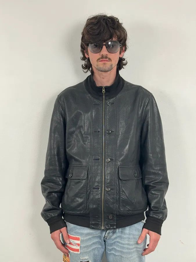 Yves Saint Laurent 2000s Yves Saint Laurent Black Leather Logo Bomber Jacket Size US L / EU 52-54 / 3 - 2 Thumbnail