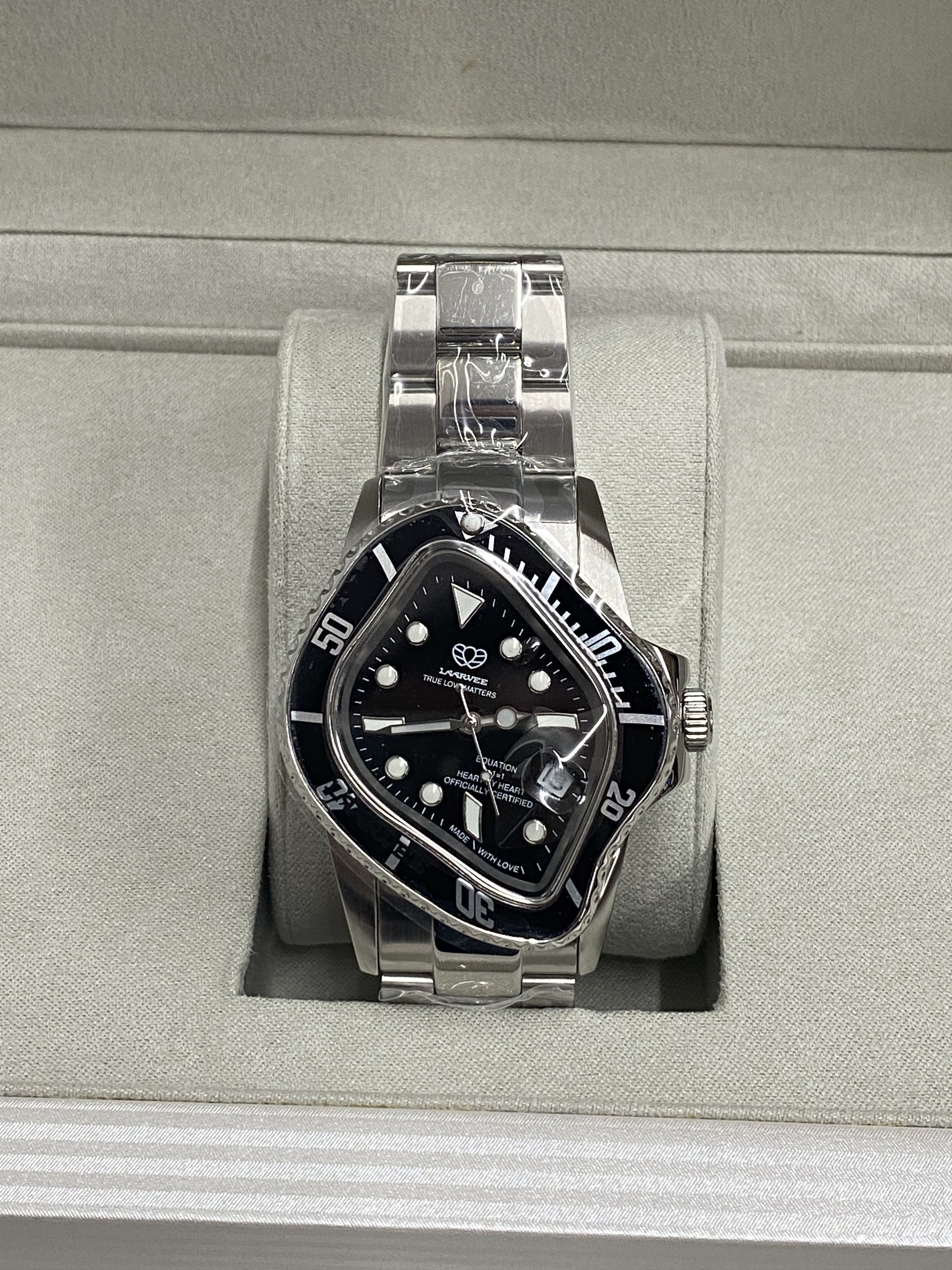 Kith × Laarvee Kith Exclusive LAARVEE Silver Precision Steel Watch ...
