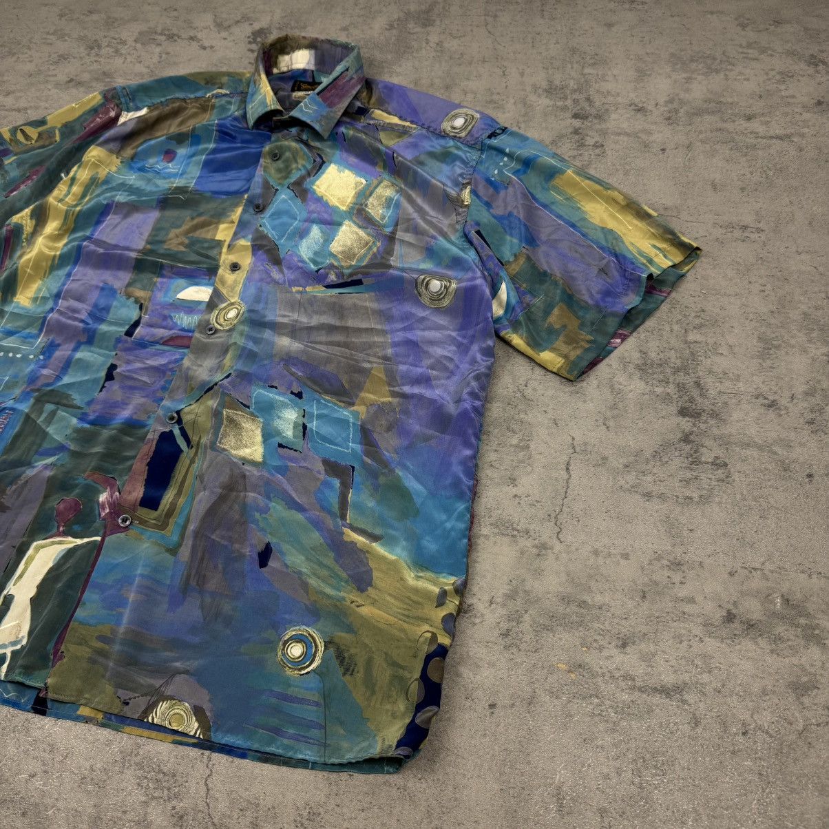 Gucci Vintage 90s Gucci Abstract Art 100% Silk Shirt Made in Italy Size US M / EU 48-50 / 2 - 4 Thumbnail