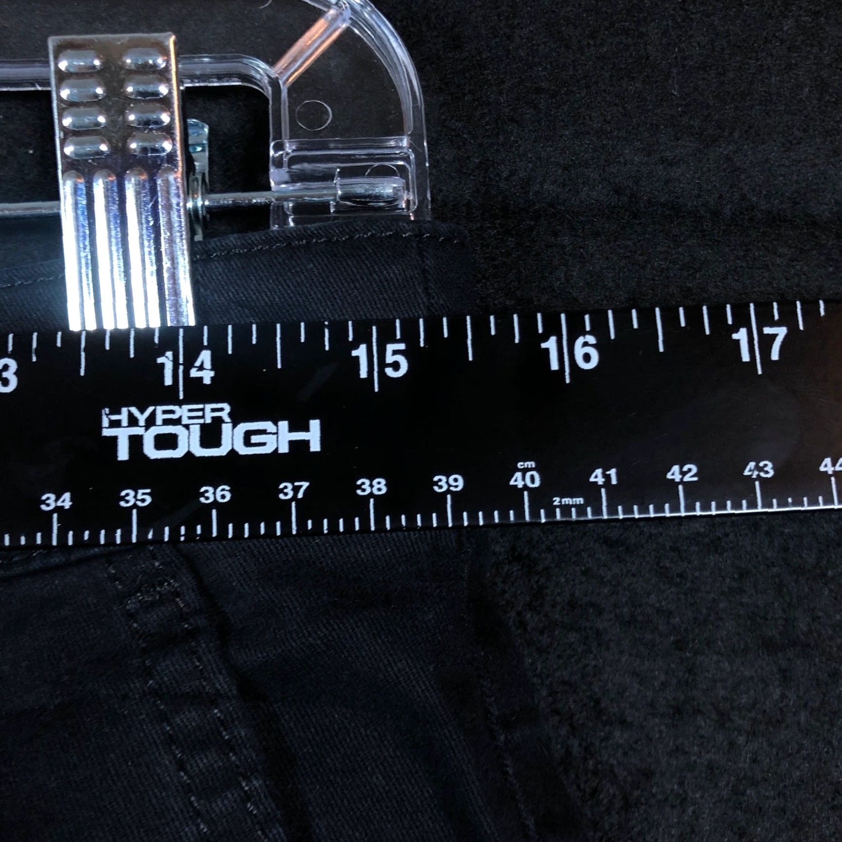 Ann Taylor Loft Jeans Black Petite Button Fly Raw Hems Cotton Blend Stretch 6P Women's Denim Capri 5-Pocket 31 in Waisted Regular Mid Rise Size 28" / US 6 / IT 42 - 6 Thumbnail