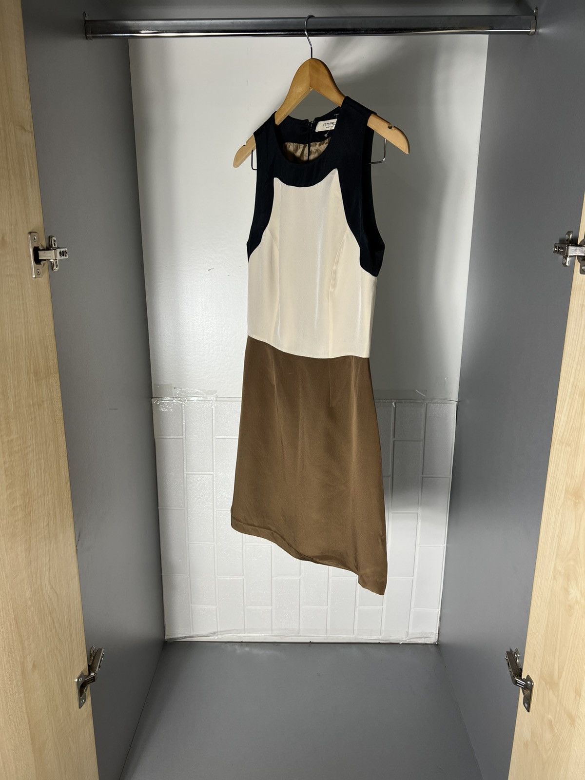 Etro VINTAGE ETRO MILANO ITALIAN DESIGNER DRESSES CASUAL DELUX Size M / US 6-8 / IT 42-44 - 5 Thumbnail