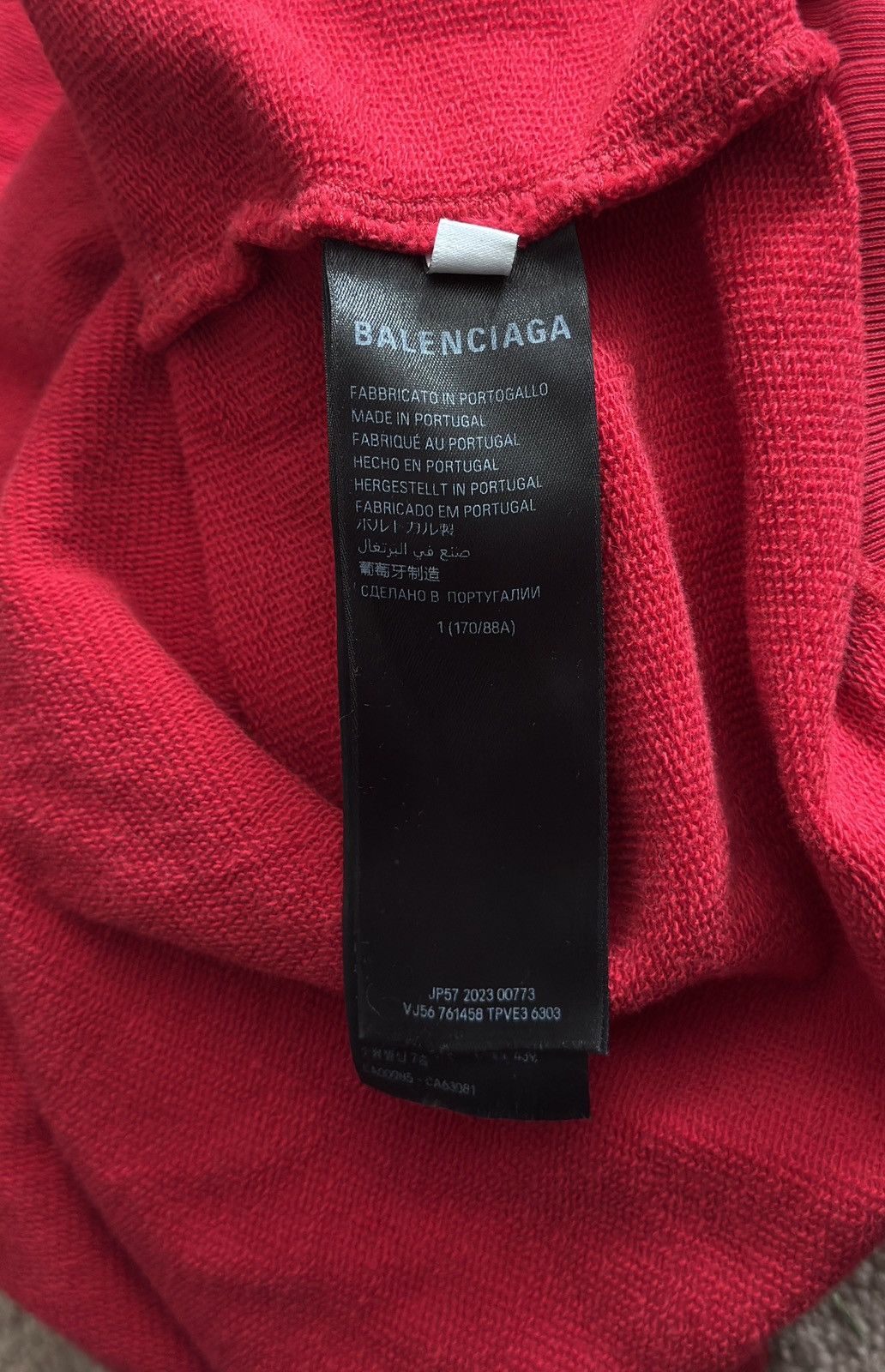 Balenciaga Balenciaga "Many Kisses" Germany Hoodie Red Size 1 Size US S / EU 44-46 / 1 - 5 Thumbnail