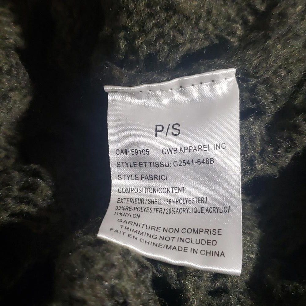 Designer CT1986 Charlie B Olive Green Cut Out Long Sleeve Sweater P/S Size S / US 4 / IT 40 - 5 Thumbnail