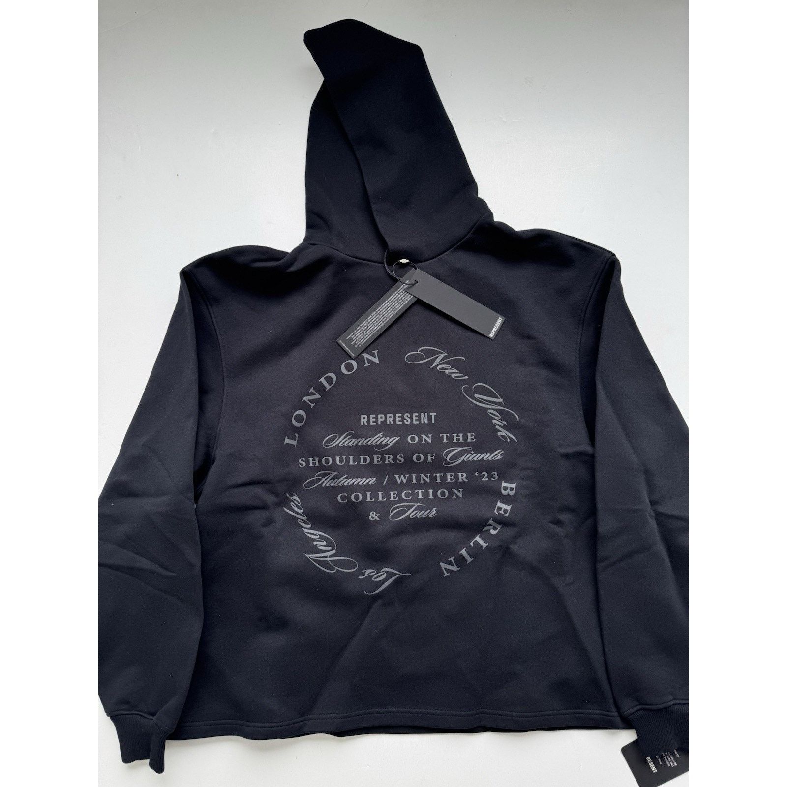 Represent Clo. Represent Clo Season Tour Relaxed Hoddie Medium heavyweight Size US M / EU 48-50 / 2 - 1 Thumbnail