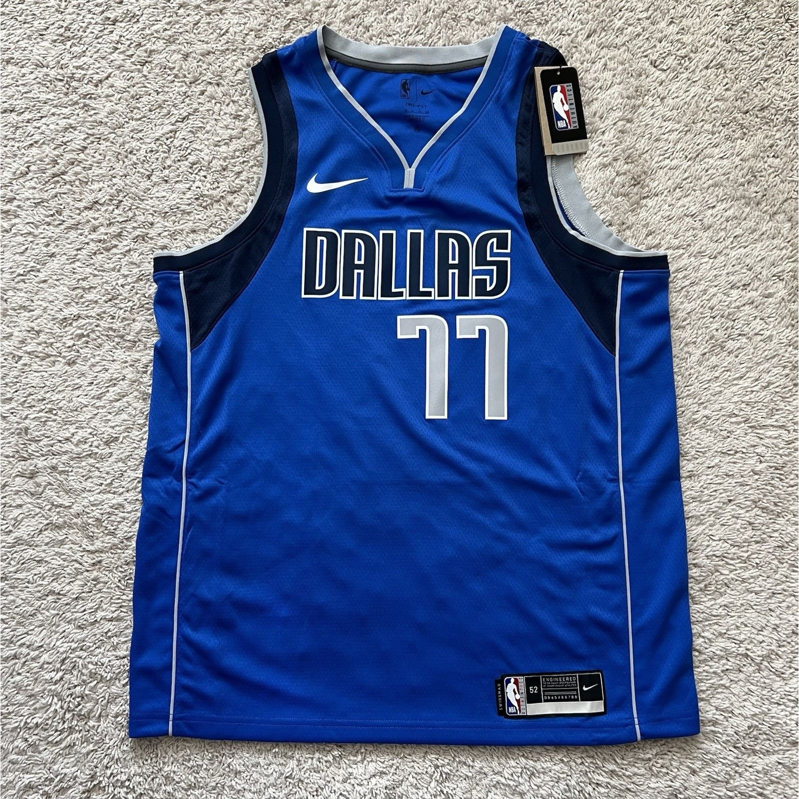 Nike Nike Dallas Mavericks Luka Doncic Swingman Jersey Size US XL / EU 56 / 4 - 4 Thumbnail