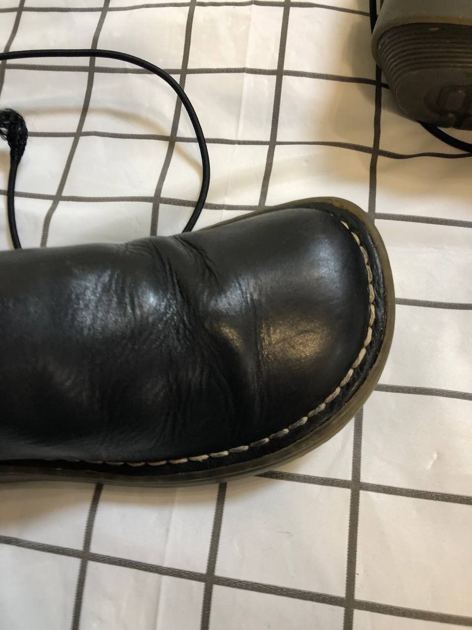 Dr. Martens Dr Martens Vintage Cut Out Mid Calf Black Leather Suede Size US 4 / IT 34 - 3 Thumbnail