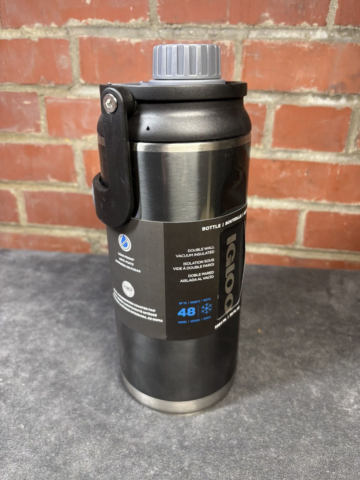 Other Igloo 36 oz Insulated Water Bottle Black Carbonite NWT New Size ONE SIZE - 2 Thumbnail