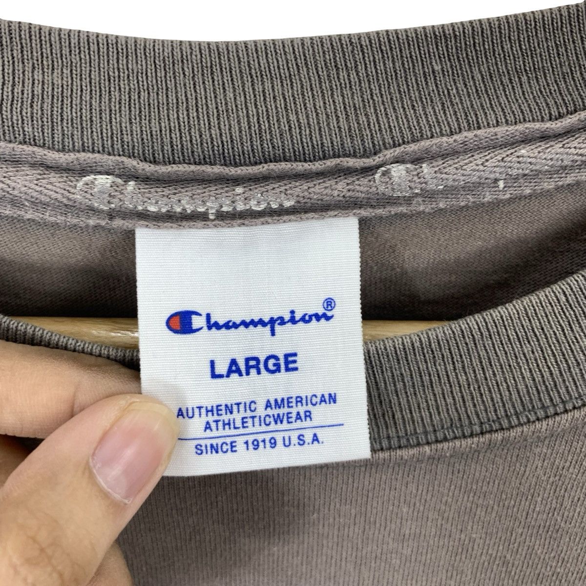 Champion Vintage Y2K CHAMPION USA Natural Sun Faded Script Tee Shirt Size US L / EU 52-54 / 3 - 8 Thumbnail