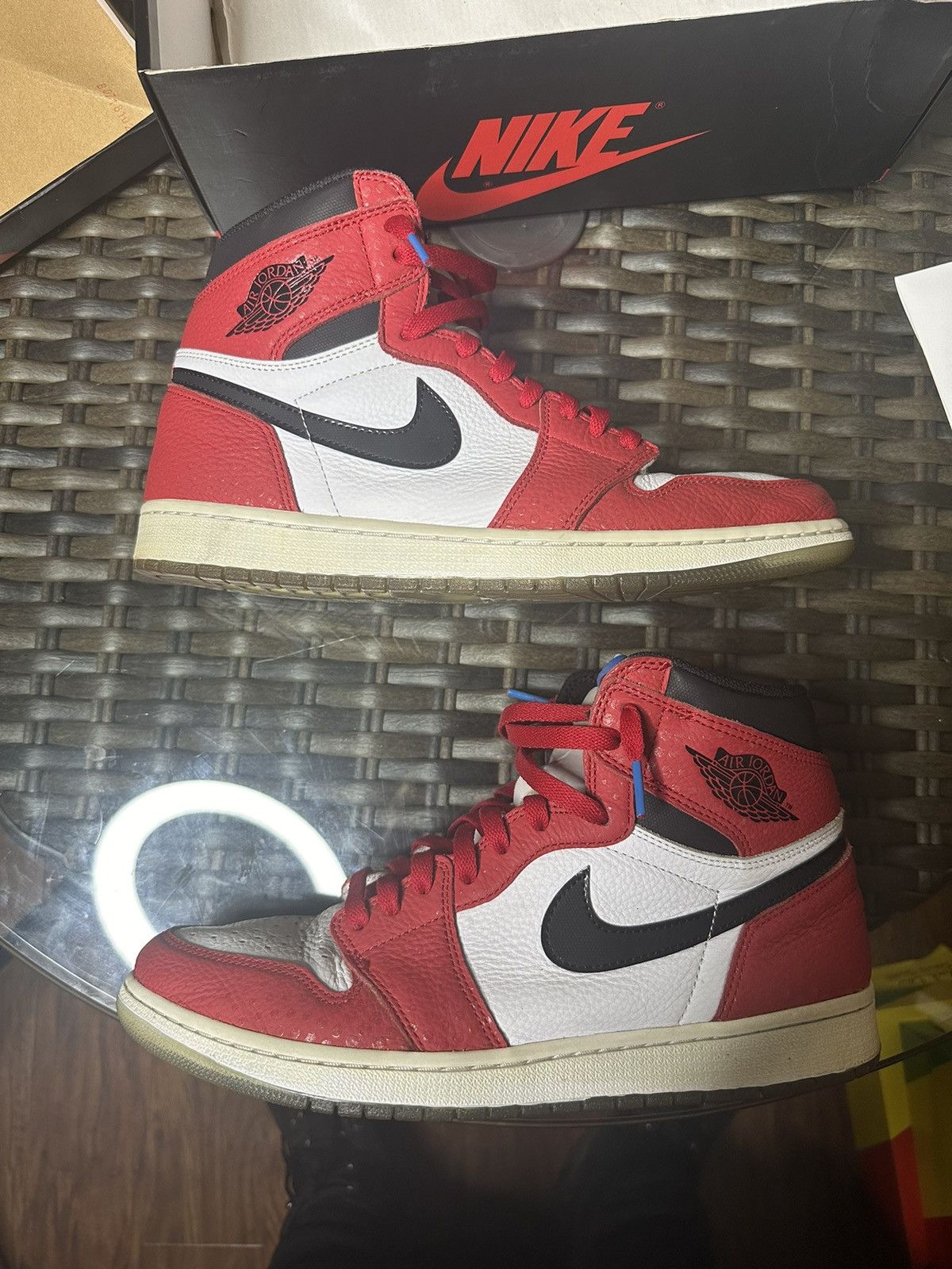 Jordan Brand × Nike Jordan 1 Retro high spider-man origin story 2018 Size US 11 / EU 44 - 4 Thumbnail