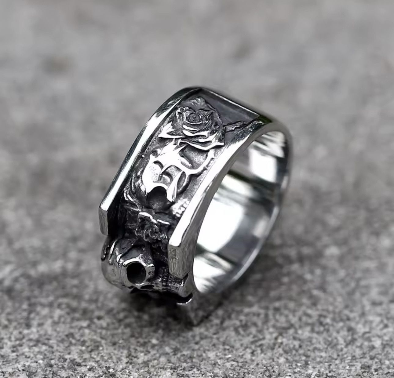 Vintage Vintage SKULL RING Size ONE SIZE - 3 Thumbnail