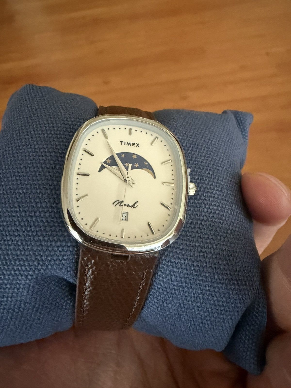 Noah × Timex Noah x Timex Oval Moon Phase Watch Brown Steel Size ONE SIZE - 4 Thumbnail