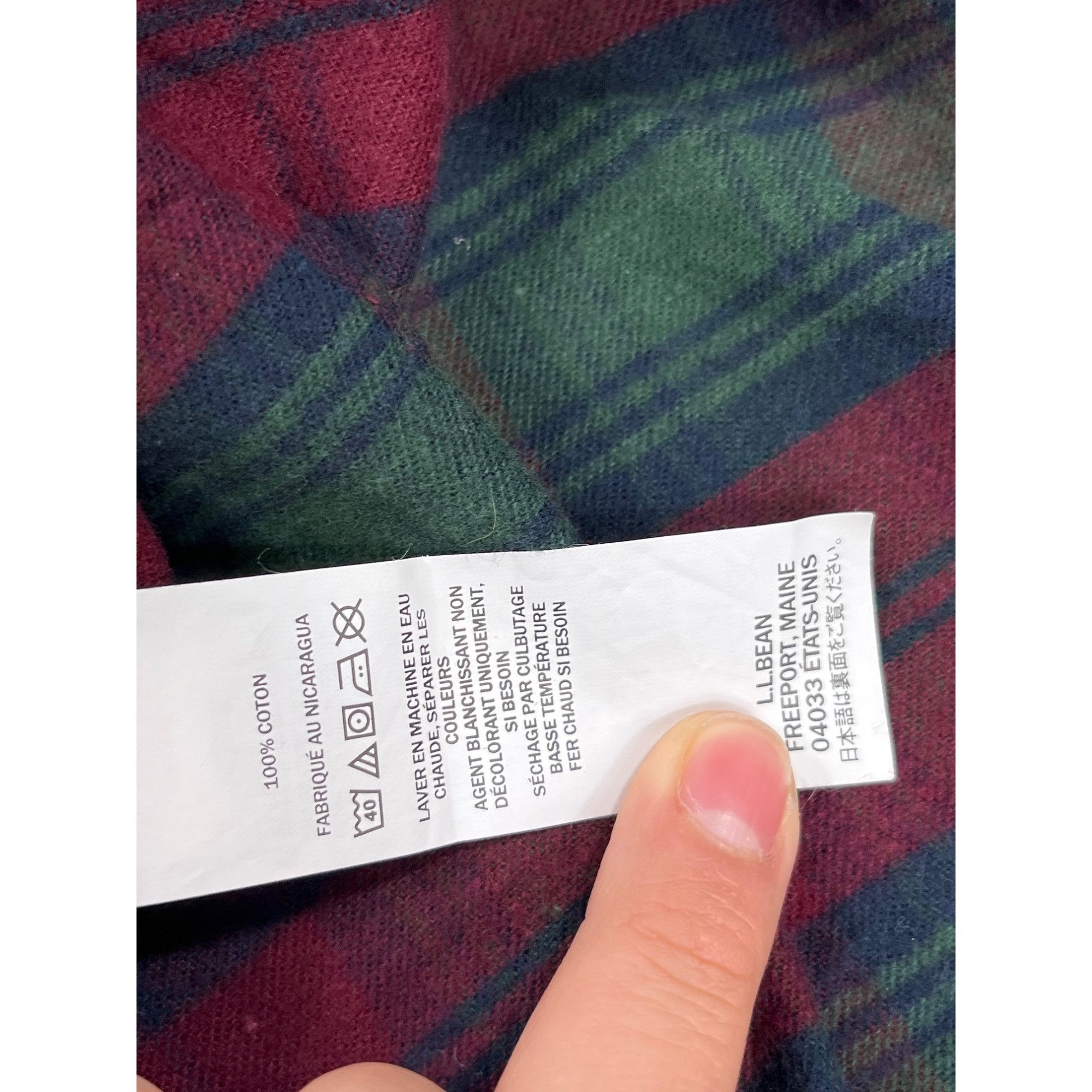 L.L. Bean L.L. Bean SKU 7662 Mens Red and Green Plaid Flannel Shirt Si Size US L / EU 52-54 / 3 - 11 Thumbnail