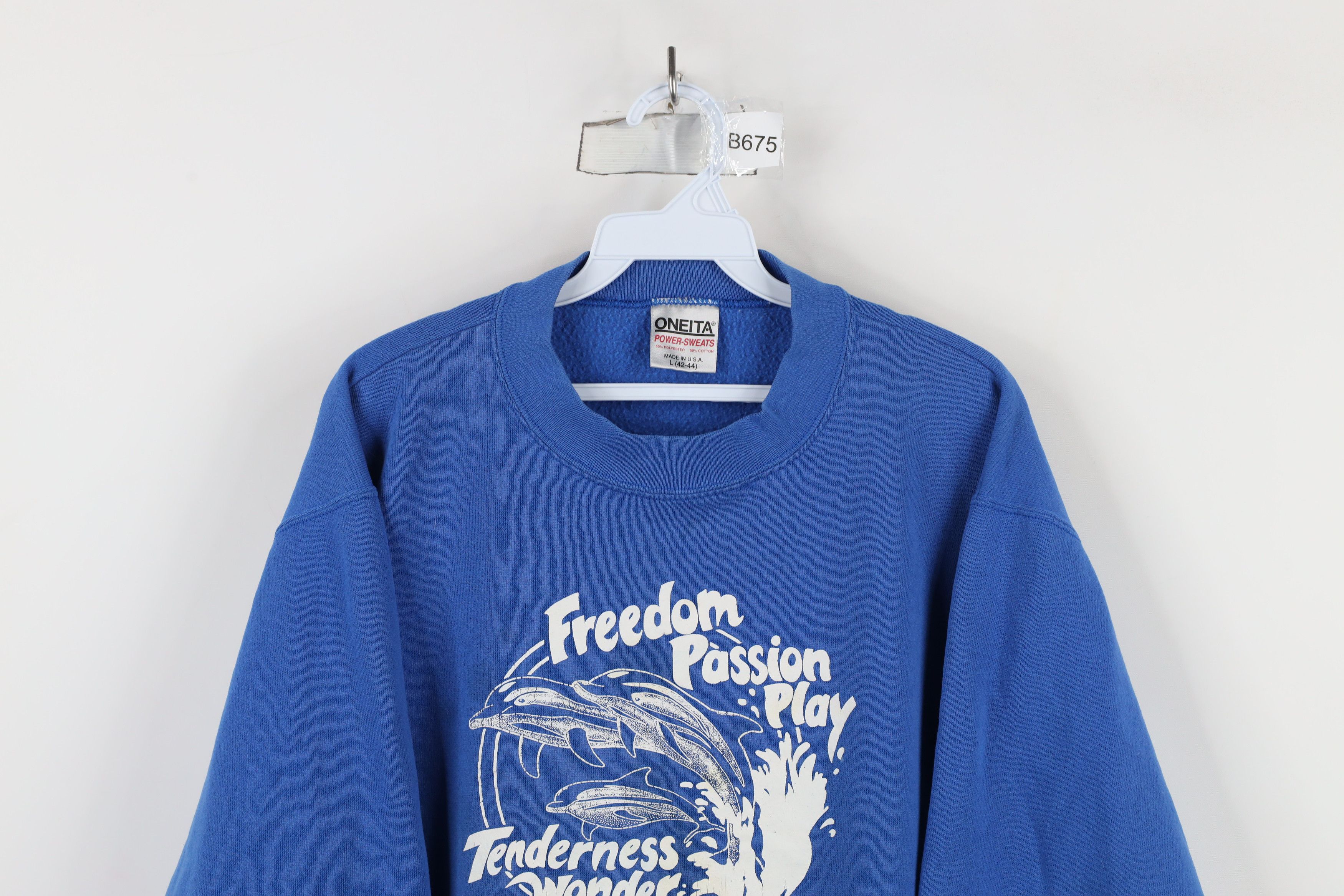 Vintage Vintage 90s Streetwear Free Willy Orca Whales Sweatshirt USA Size L / US 10 / IT 46 - 2 Thumbnail