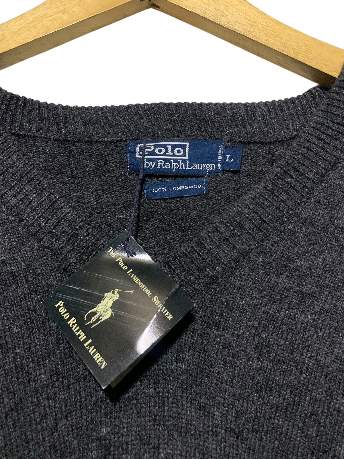 Polo Ralph Lauren NWT! vintage Polo RL Lambswool V neck sweater Size US L / EU 52-54 / 3 - 2 Thumbnail
