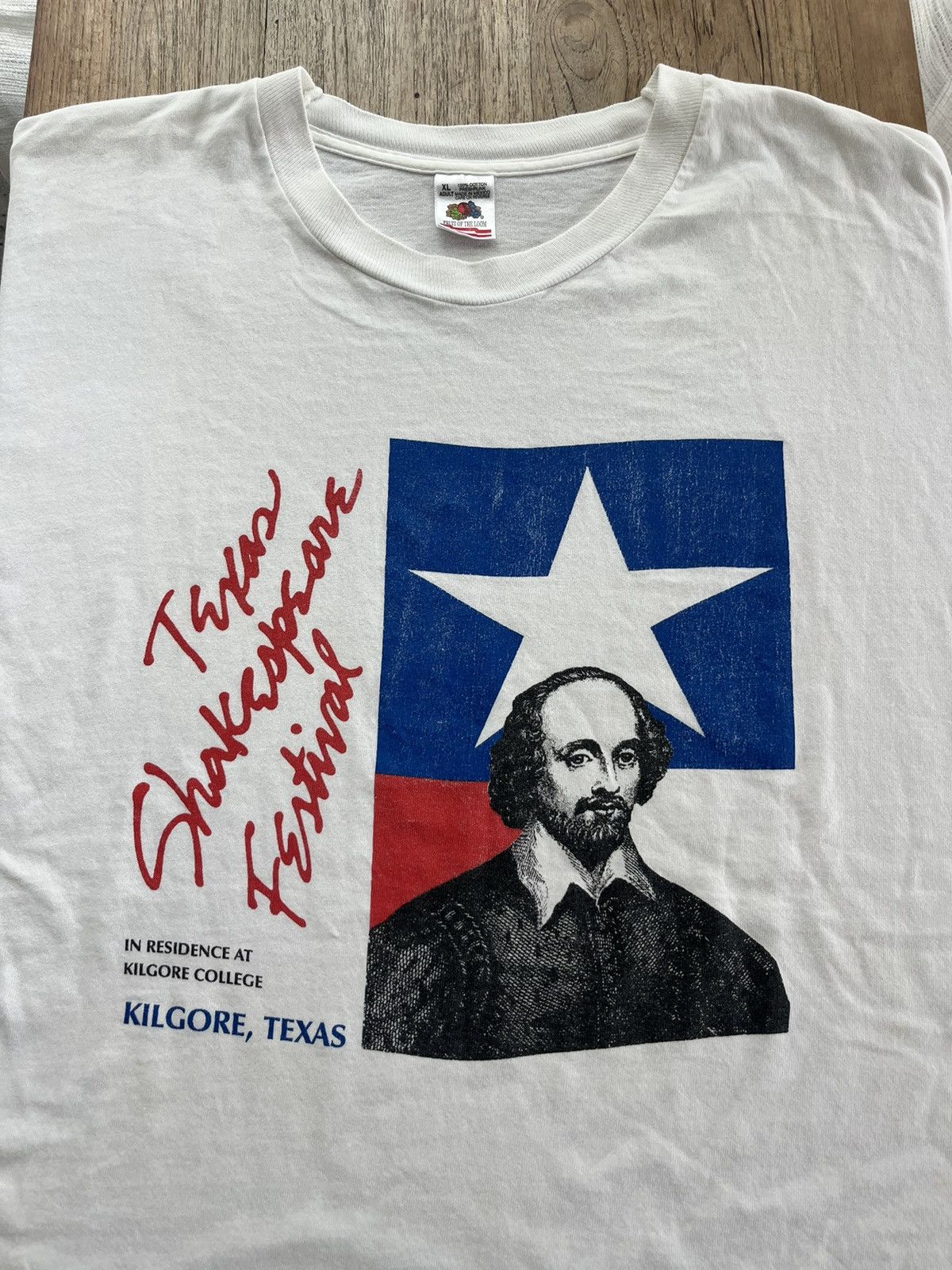Vintage Vintage Taxas Shakespeare’s Festival 90’s T-shirt Size US XL / EU 56 / 4 - 3 Thumbnail