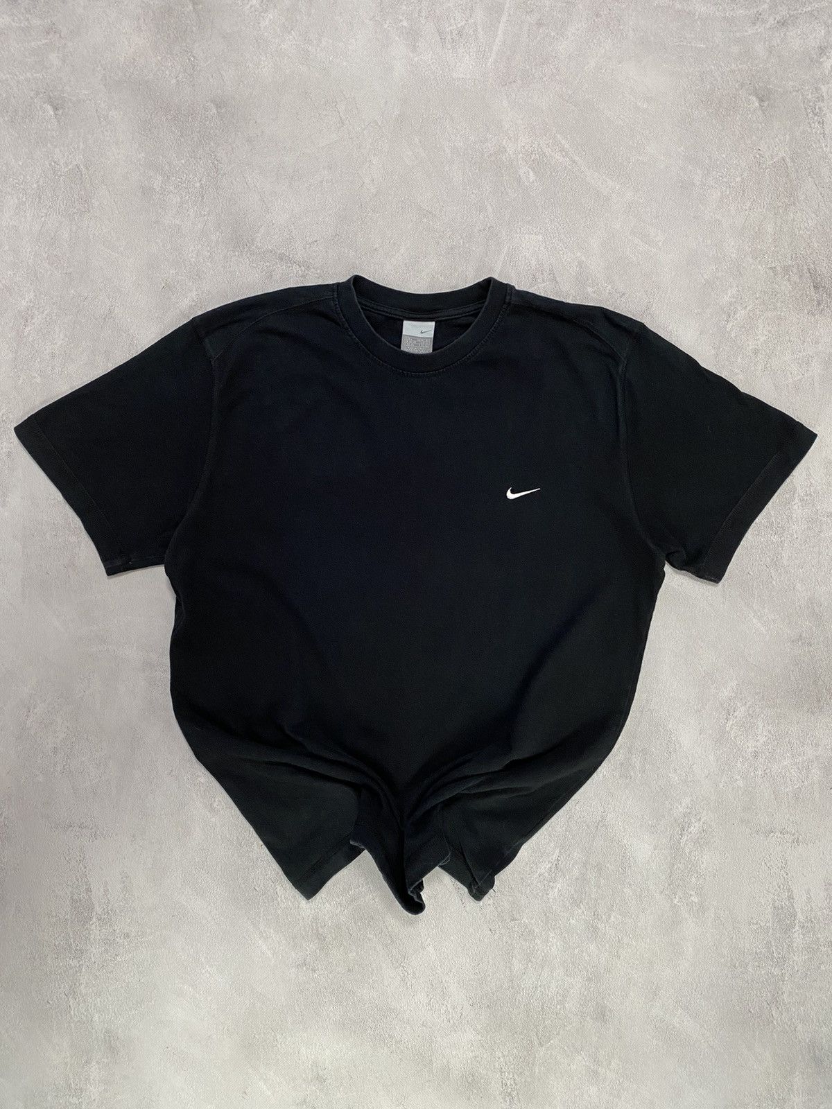 Nike 🌚 Vintage T Shirt Nike Mini Swoosh Oversized Fit Size US L / EU 52-54 / 3 - 1 Thumbnail