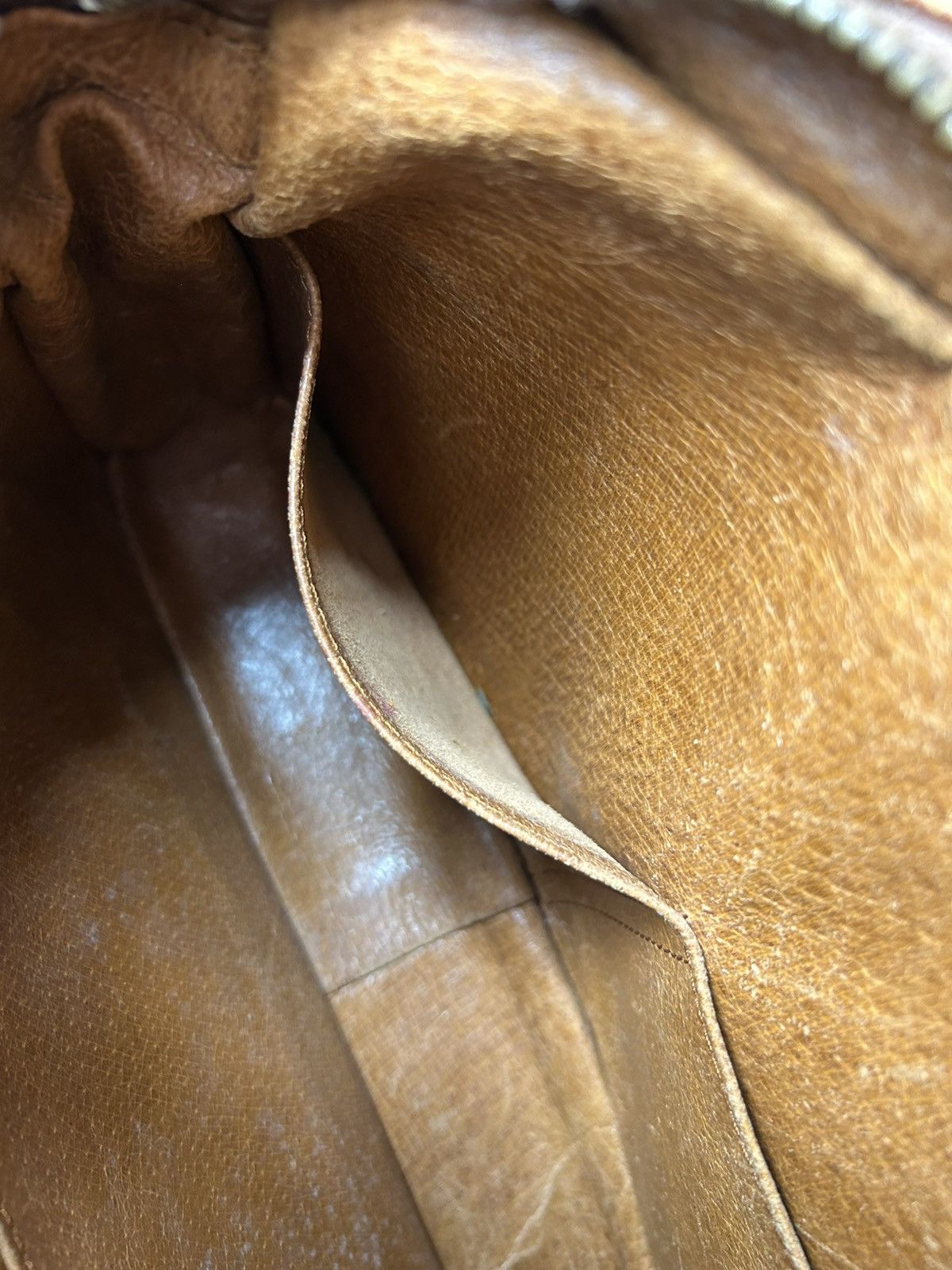 Louis Vuitton Vintage Louis Vuitton Monogram Sac Bandouliere w LV Dust Bag Size ONE SIZE - 7 Thumbnail