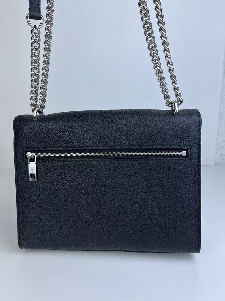 Louis Vuitton Louis Vuitton MyLockMe Leather Shoulder Bag Size ONE SIZE - 3 Thumbnail