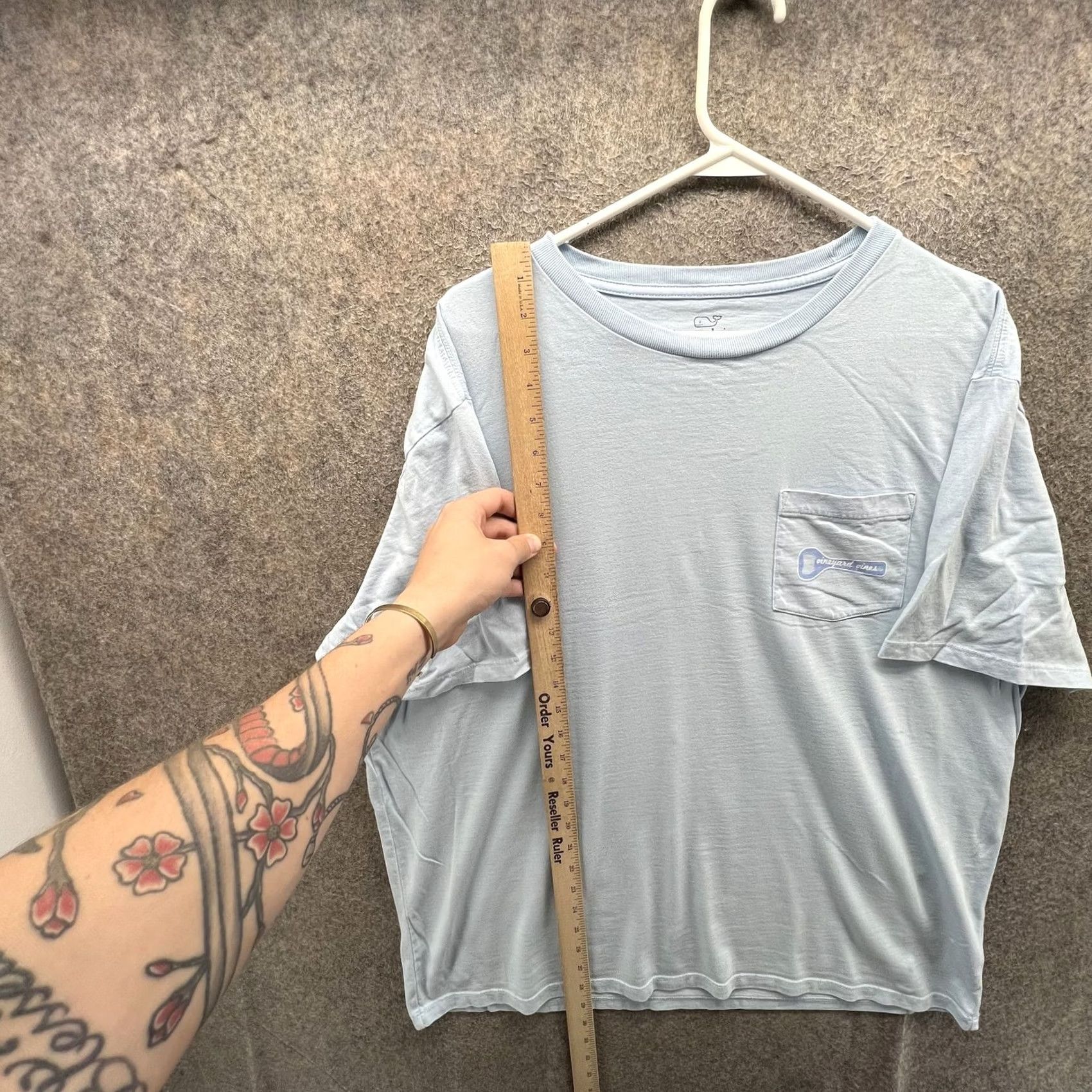 Vineyard Vines Vineyard Vines Shirt Mens Large Blue Pocket Whale Logo Tee Tagless Casual Soft Size US L / EU 52-54 / 3 - 5 Thumbnail