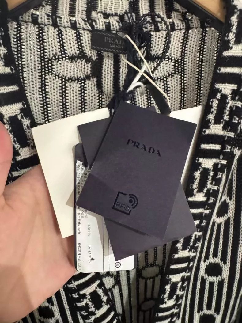 Prada Prada Black and White Triangular Cardigan shirt 2504-Nextar Size US L / EU 52-54 / 3 - 4 Thumbnail