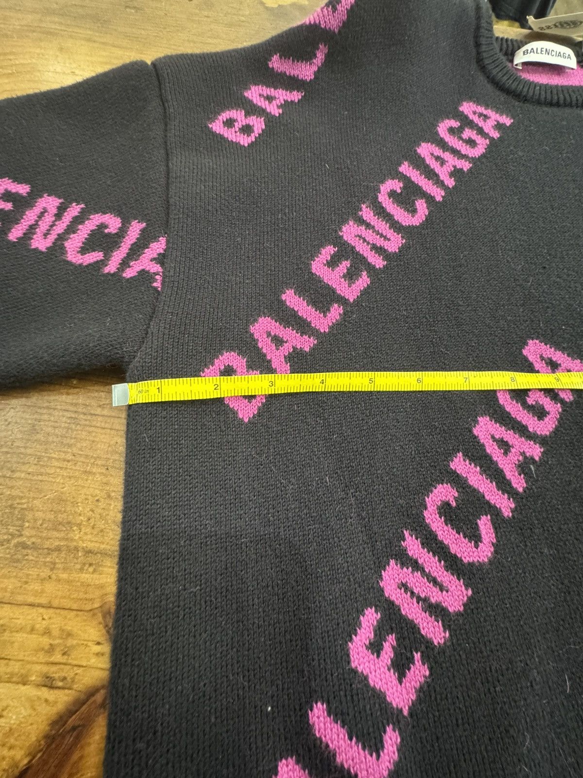 Balenciaga Balenciaga Allover Logo Sweater Size US S / EU 44-46 / 1 - 9 Thumbnail