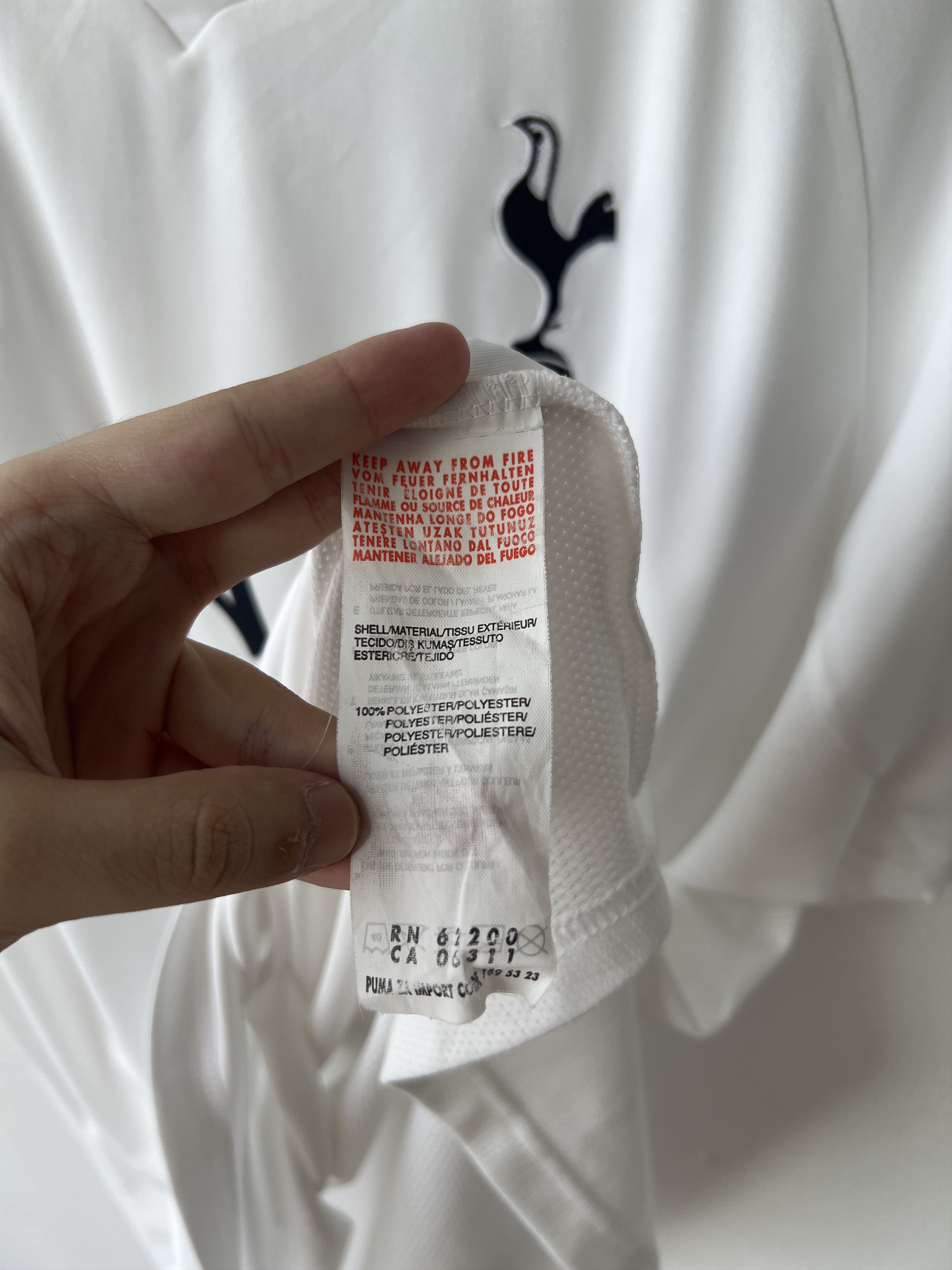 Puma (L) Tottenham Spurs 2011-12 Home Kit Modric #14 Size US L / EU 52-54 / 3 - 4 Thumbnail
