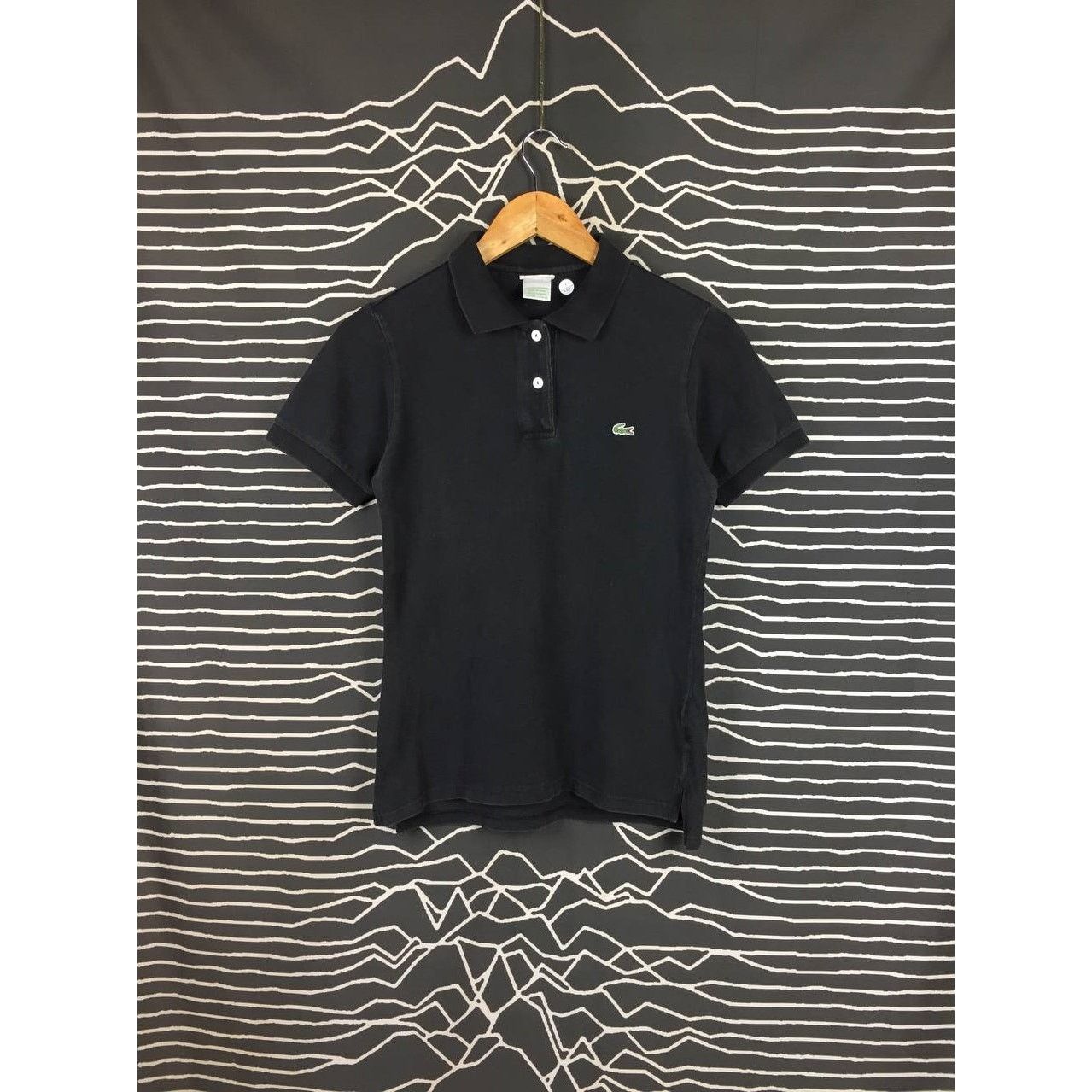 Lacoste Vtg Lacoste Made In Peru Small Logo Casual Polo Tee Size US S / EU 44-46 / 1 - 2 Thumbnail