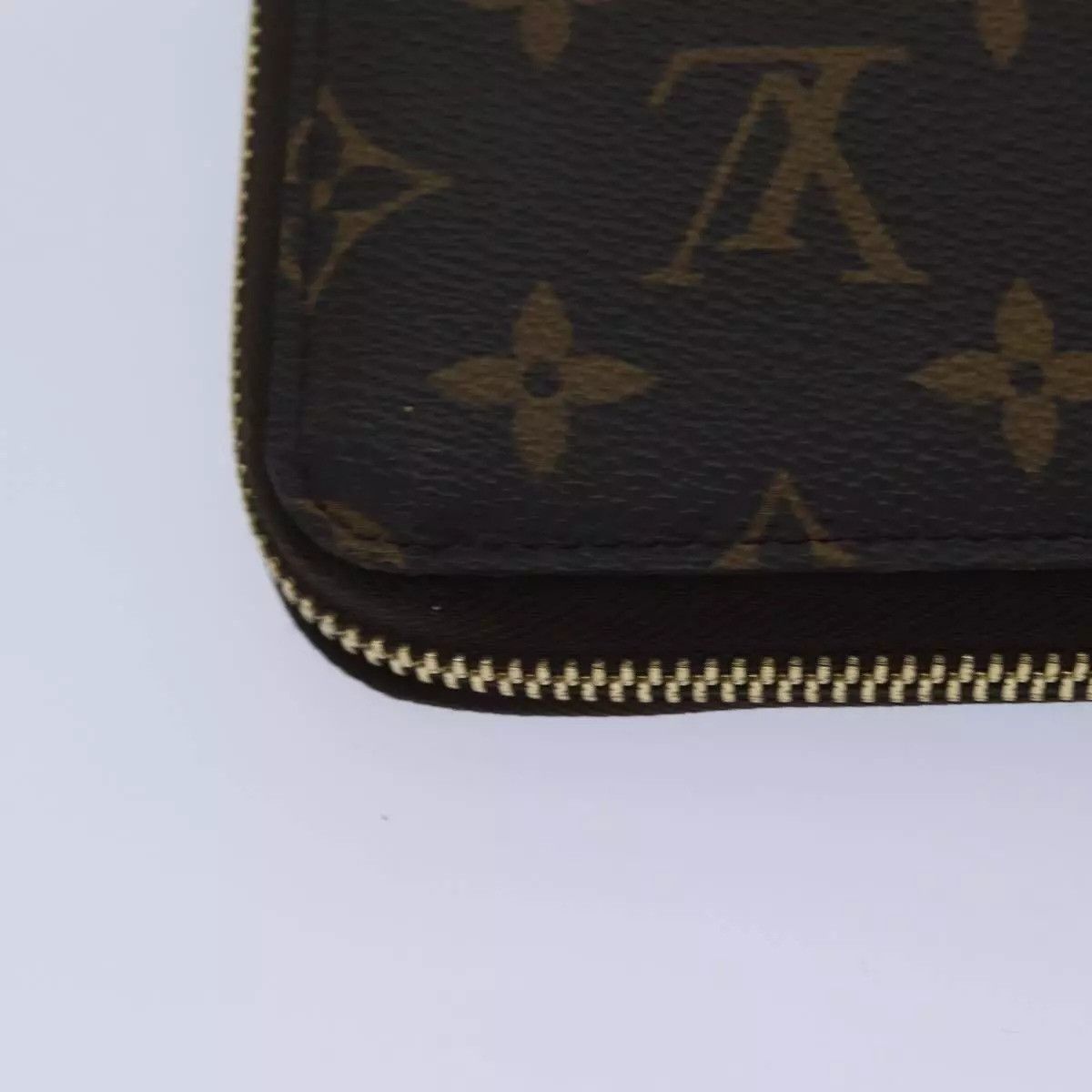 Louis Vuitton LOUIS VUITTON Monogram iPad Essentials iPad Case Size ONE SIZE - 7 Thumbnail
