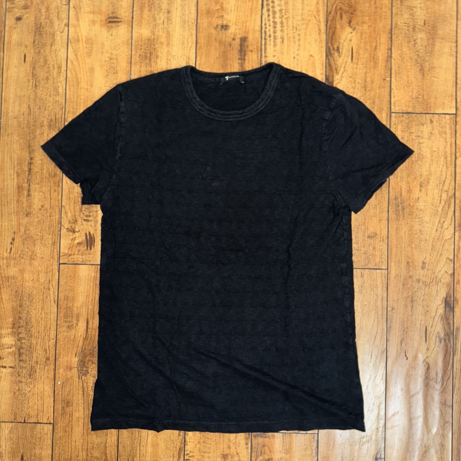 Alexander Wang × Hypebeast Alexander Wang Textured Black T-Shirt Small 19x27 Size S / US 4 / IT 40 - 1 Thumbnail