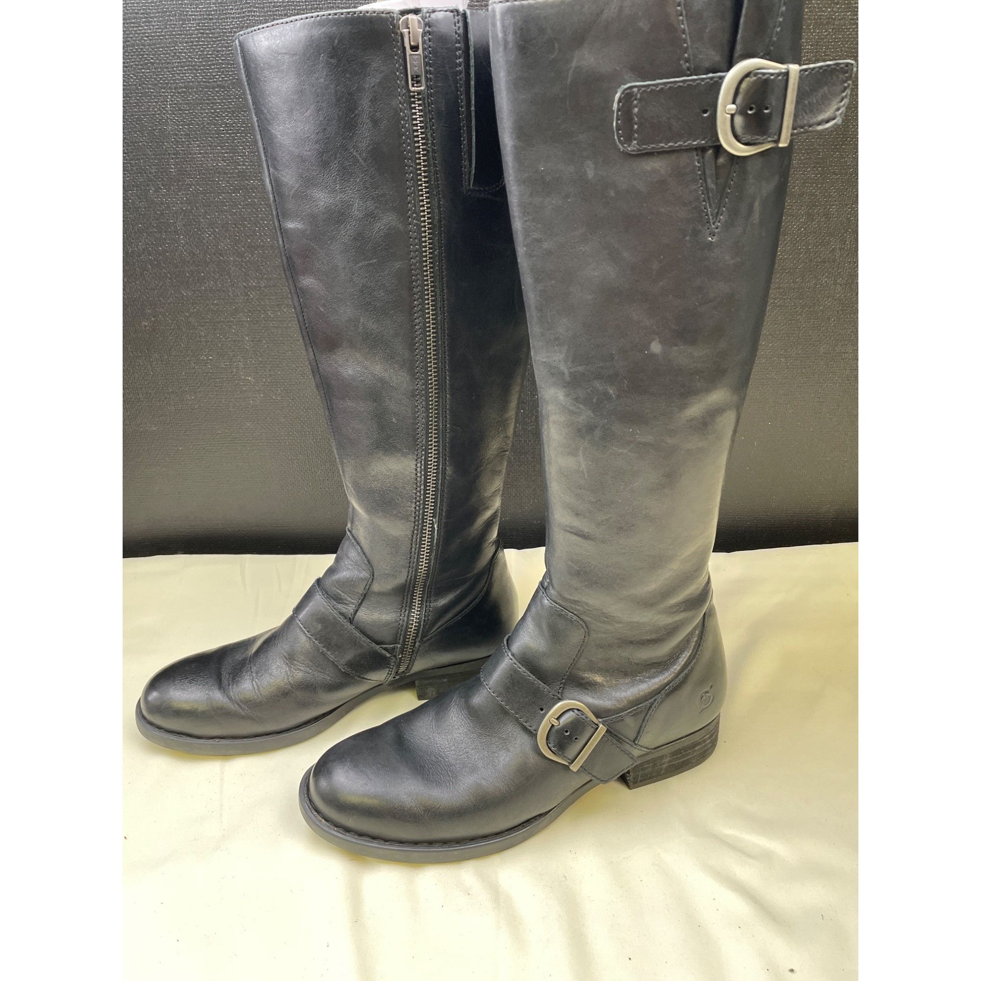 Born Born Women's Black Leather Riding Boot/ Shoes Size 7.5 SKU 5 Size US 7.5 / IT 37.5 - 2 Thumbnail