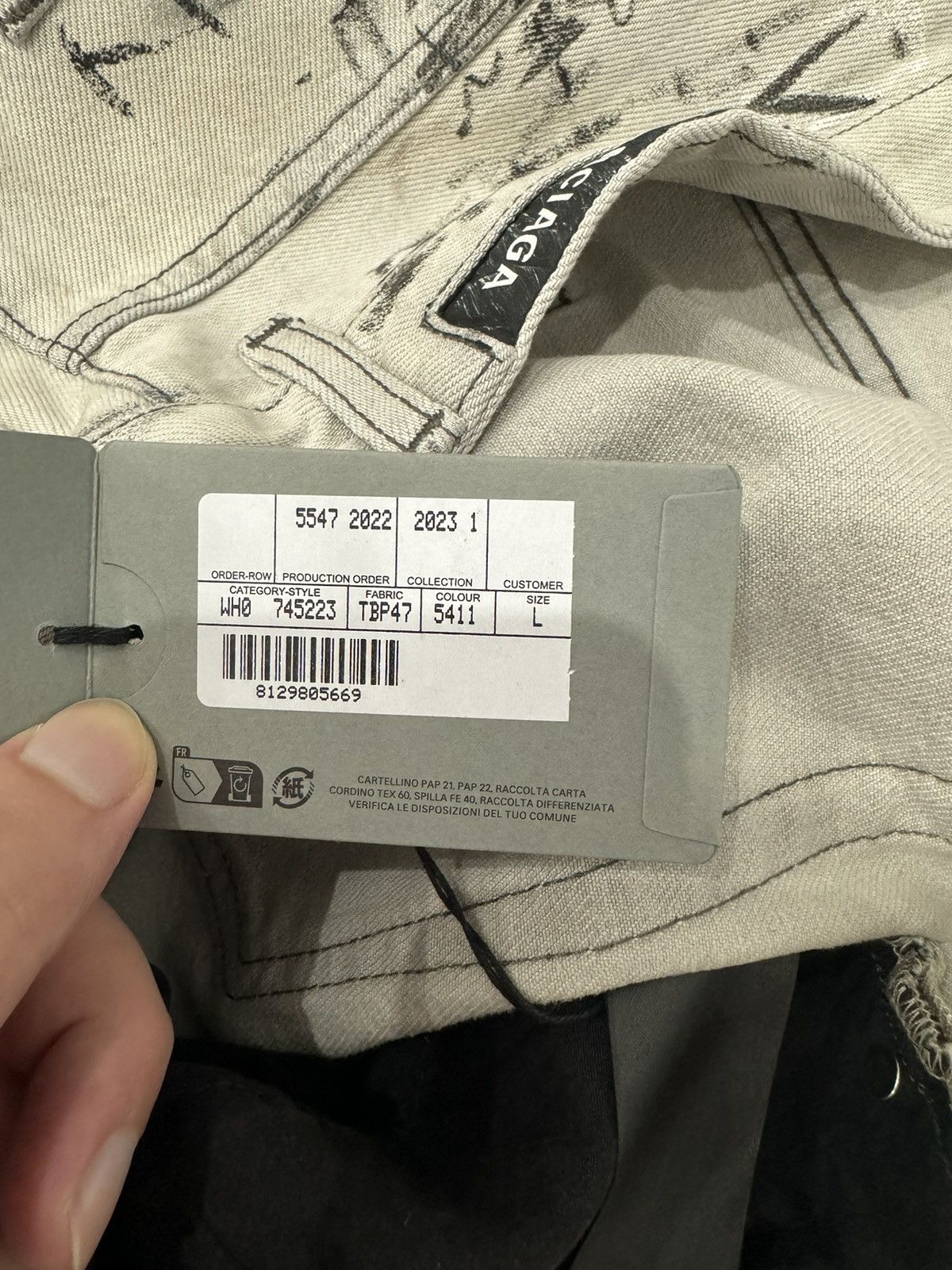 Balenciaga Balenciaga SS23 Graffiti Jeans Baggy Sz.L Size US 36 / EU 52 - 11 Thumbnail