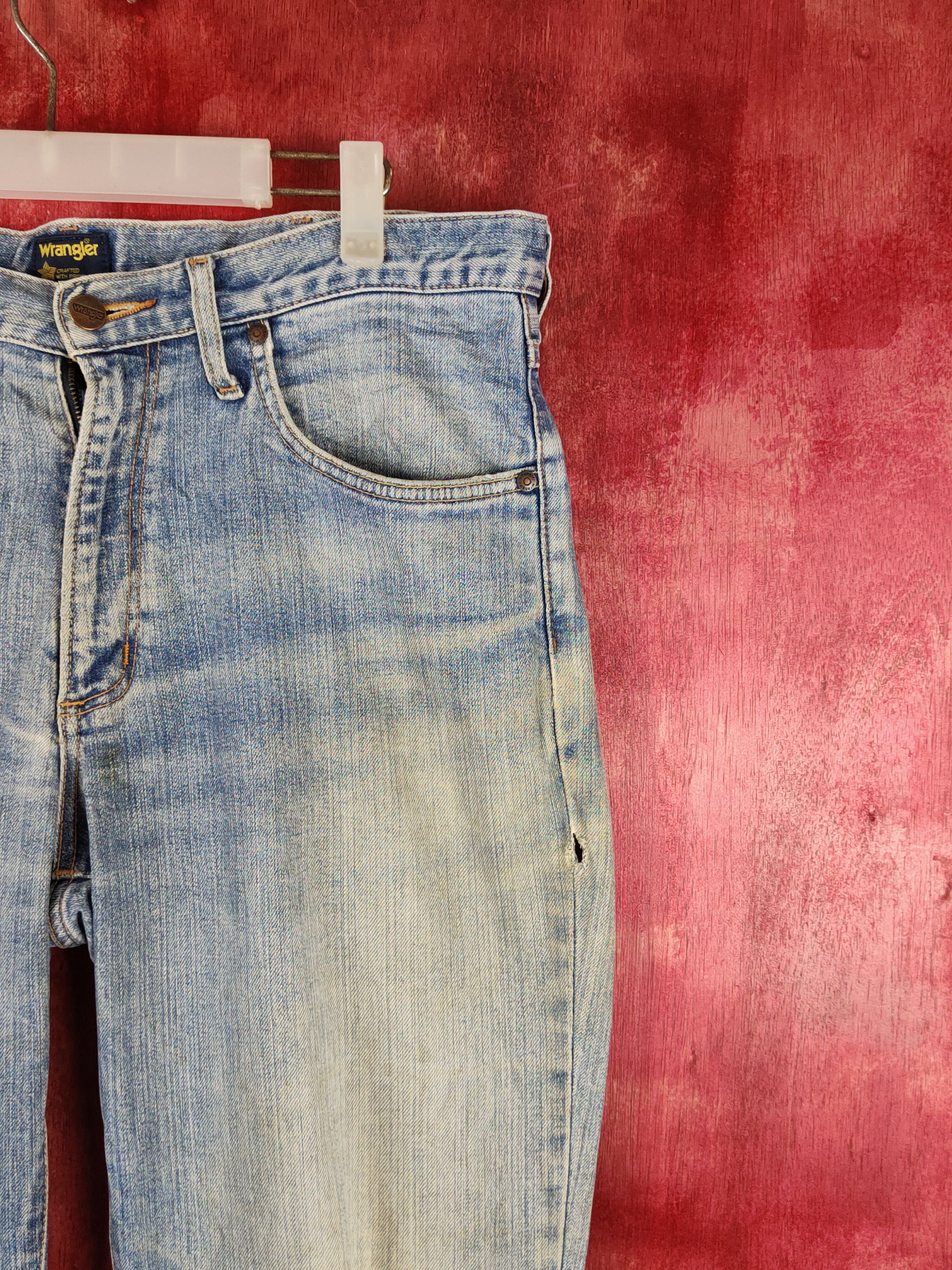 Japanese Brand Wrangler Blue Faded Distressed Ripped Jeans #S2202 Size US 33 - 5 Thumbnail