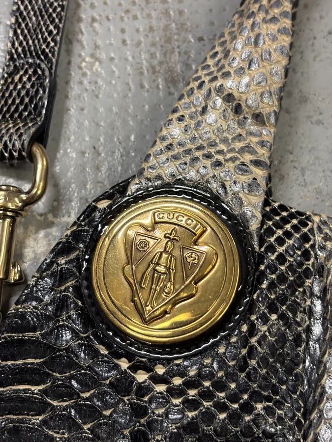 Gucci AW2007 Gucci Black & Grey Python Hysteria Babouska Shopper Handle Bag Size ONE SIZE - 9 Thumbnail