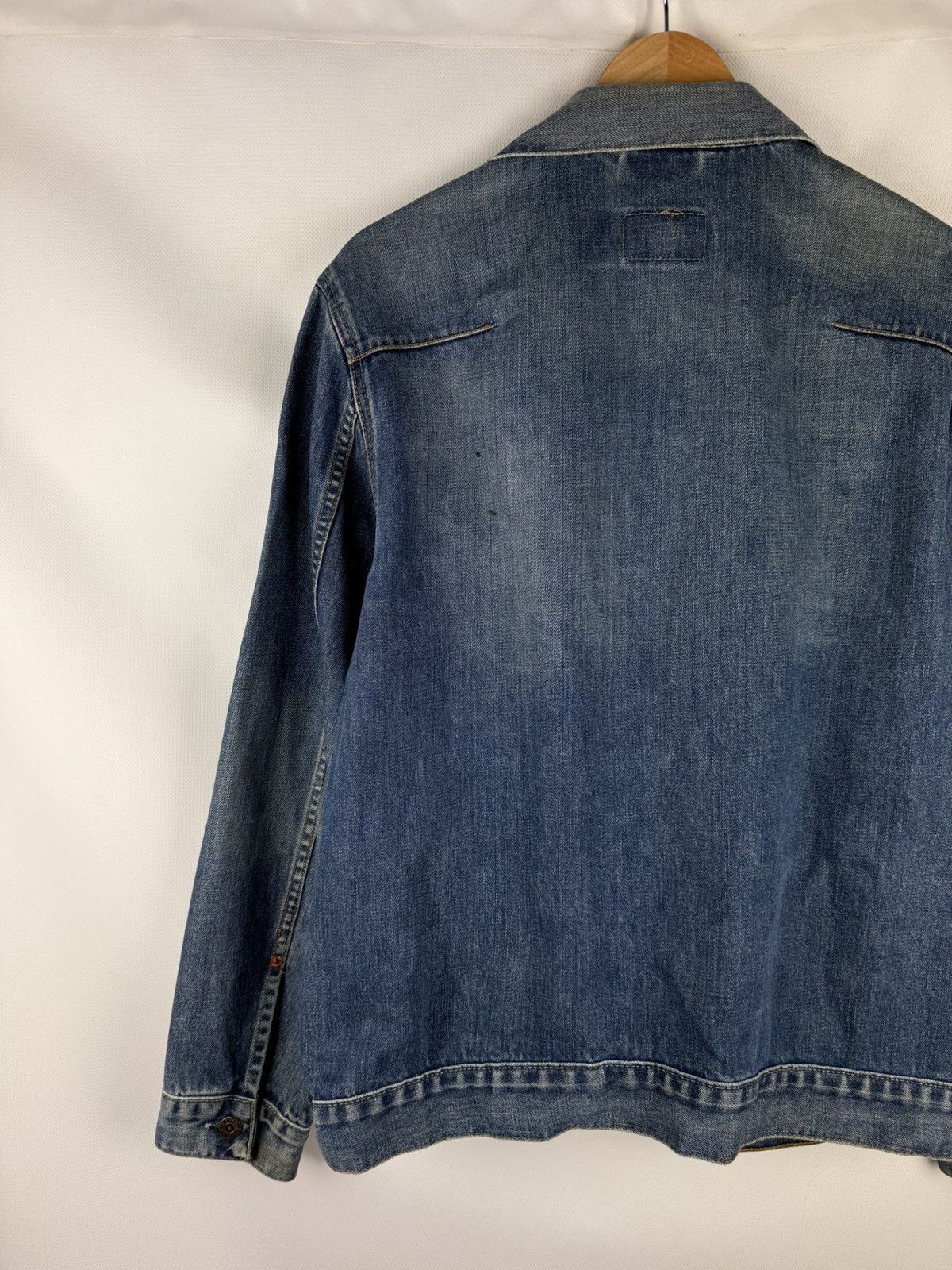 Levi's Levi’s Vintage 70511 Men’s Denim Trucker Jacket Size L Size US L / EU 52-54 / 3 - 21 Thumbnail