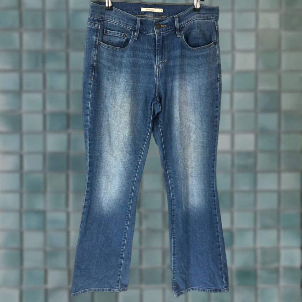 Levi's Levi's 515 Jeans Bootcut Blue Denim Regular 32 Inseam 30 Women's Size 4 Stretch Size 27" / US 4 / IT 40 - 1 Thumbnail