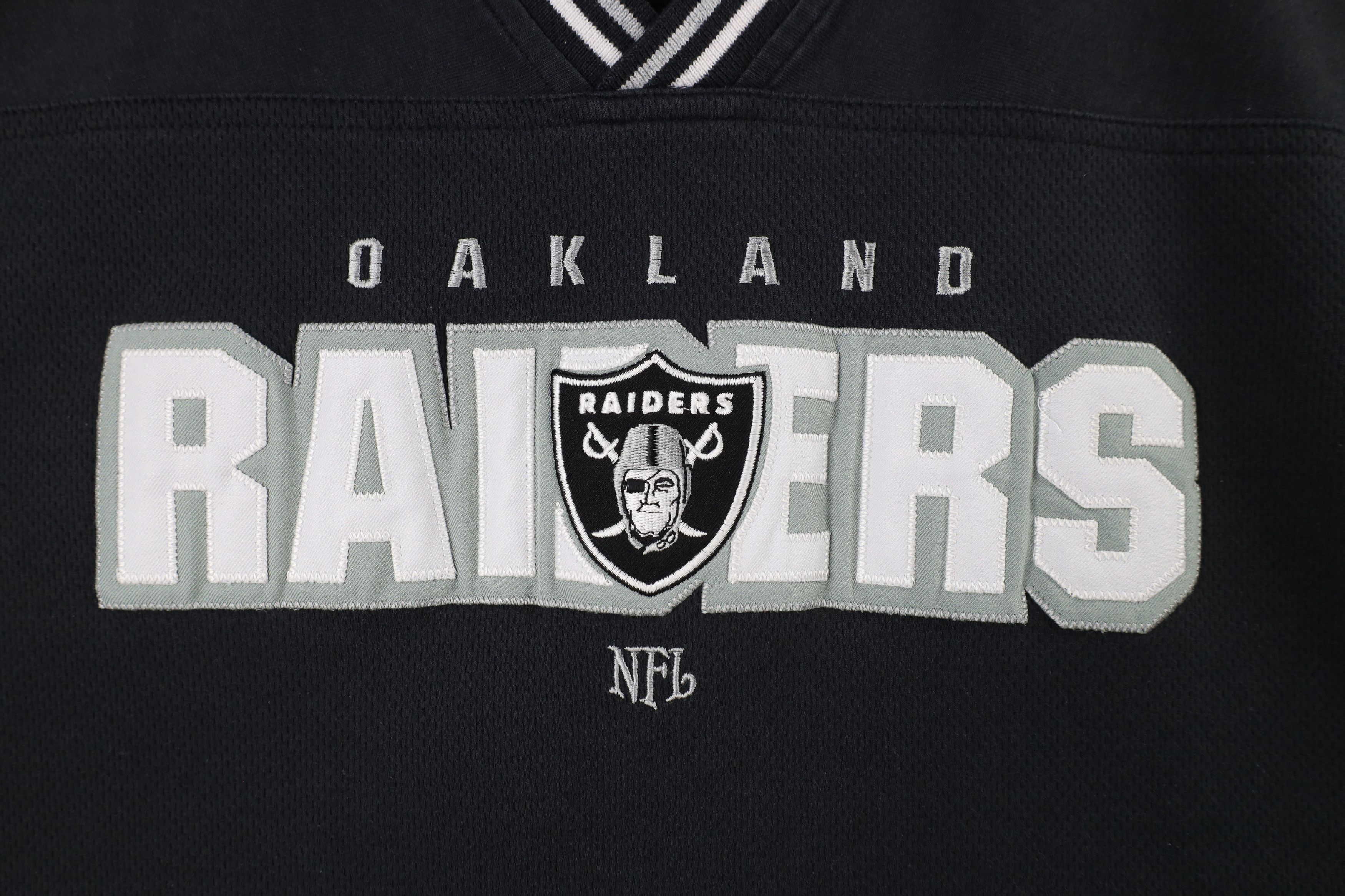 Vintage Vintage Oakland Raiders Football Jersey Long Sleeve T-Shirt Size US XL / EU 56 / 4 - 4 Thumbnail
